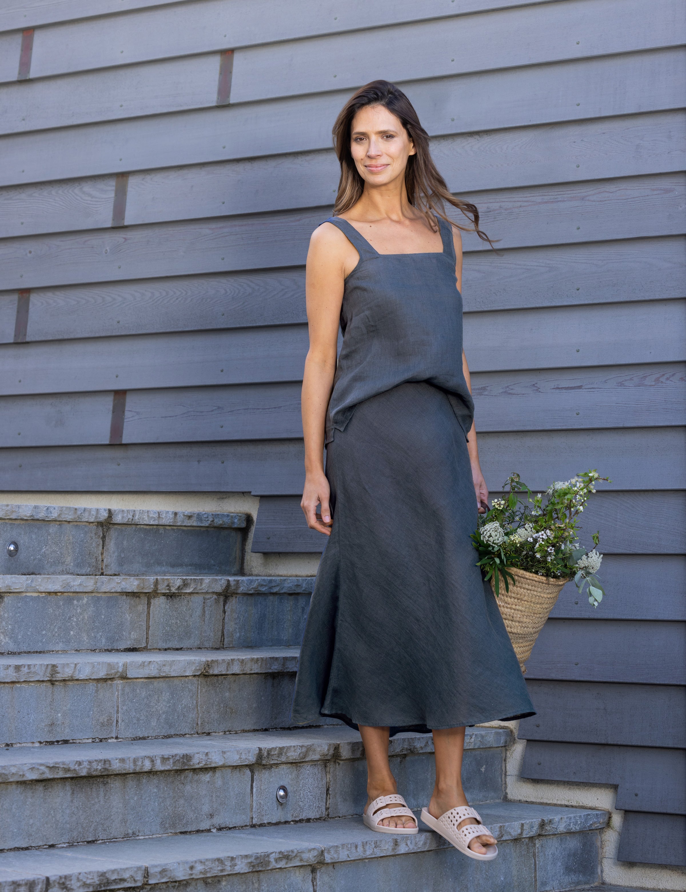 Amalfi Linen Singlet Top | Ink-5