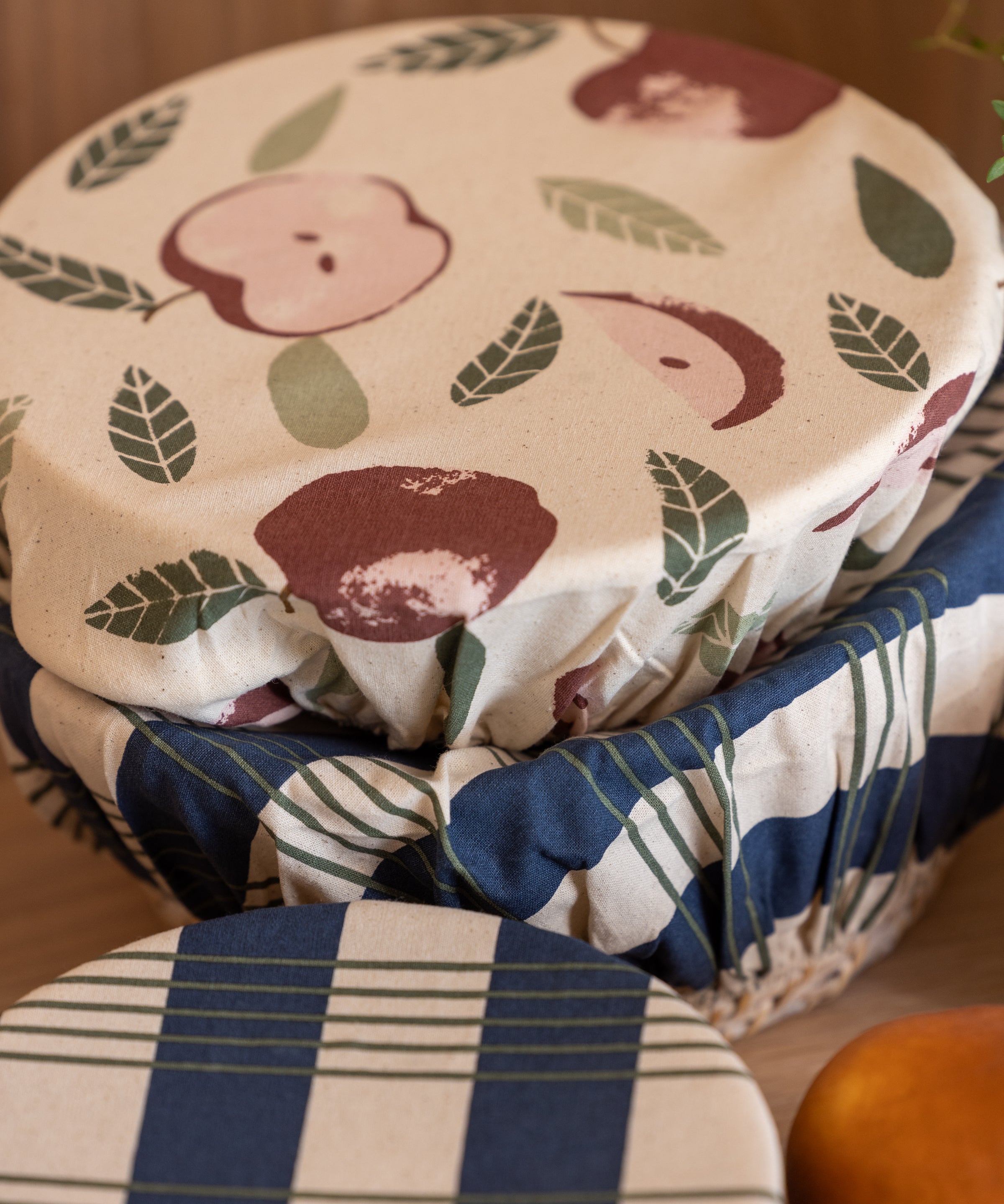 Apple Grove Dish Cover Set of 4 | Multi-3
