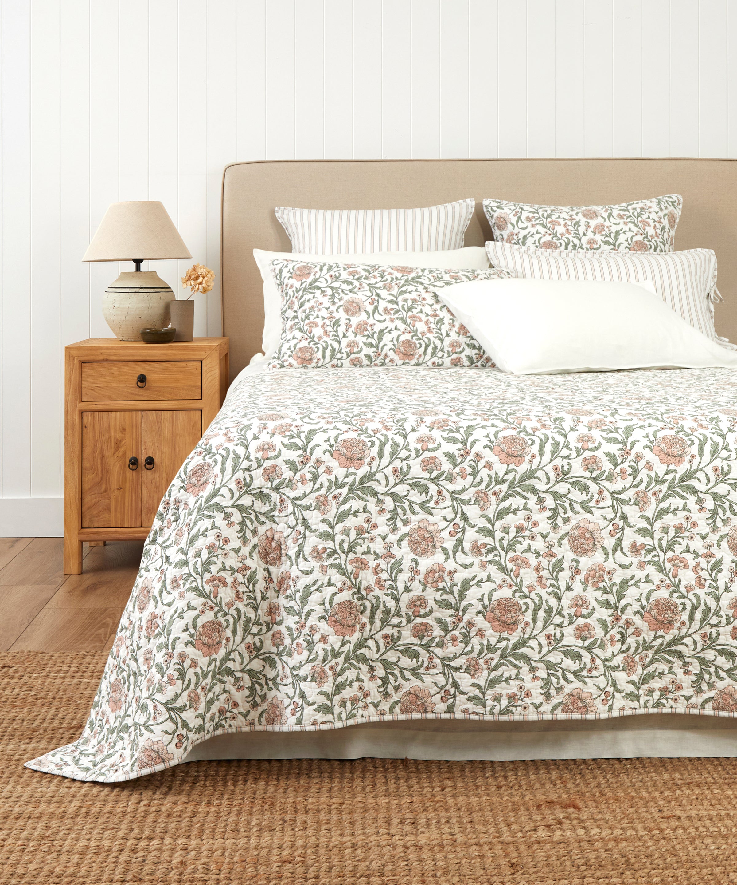 Arabella Quilt | Floral-1