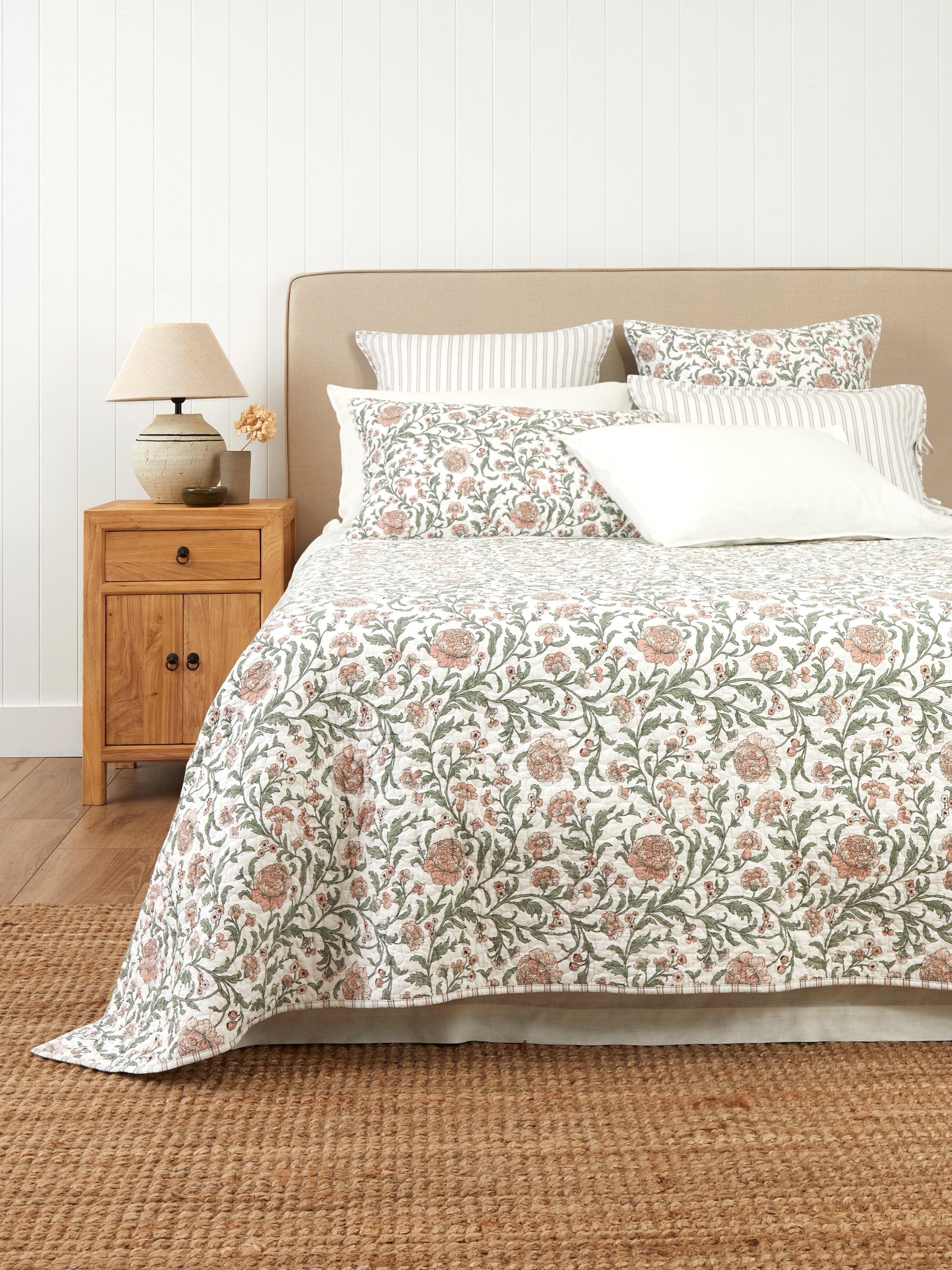 Arabella Quilt | Floral-1