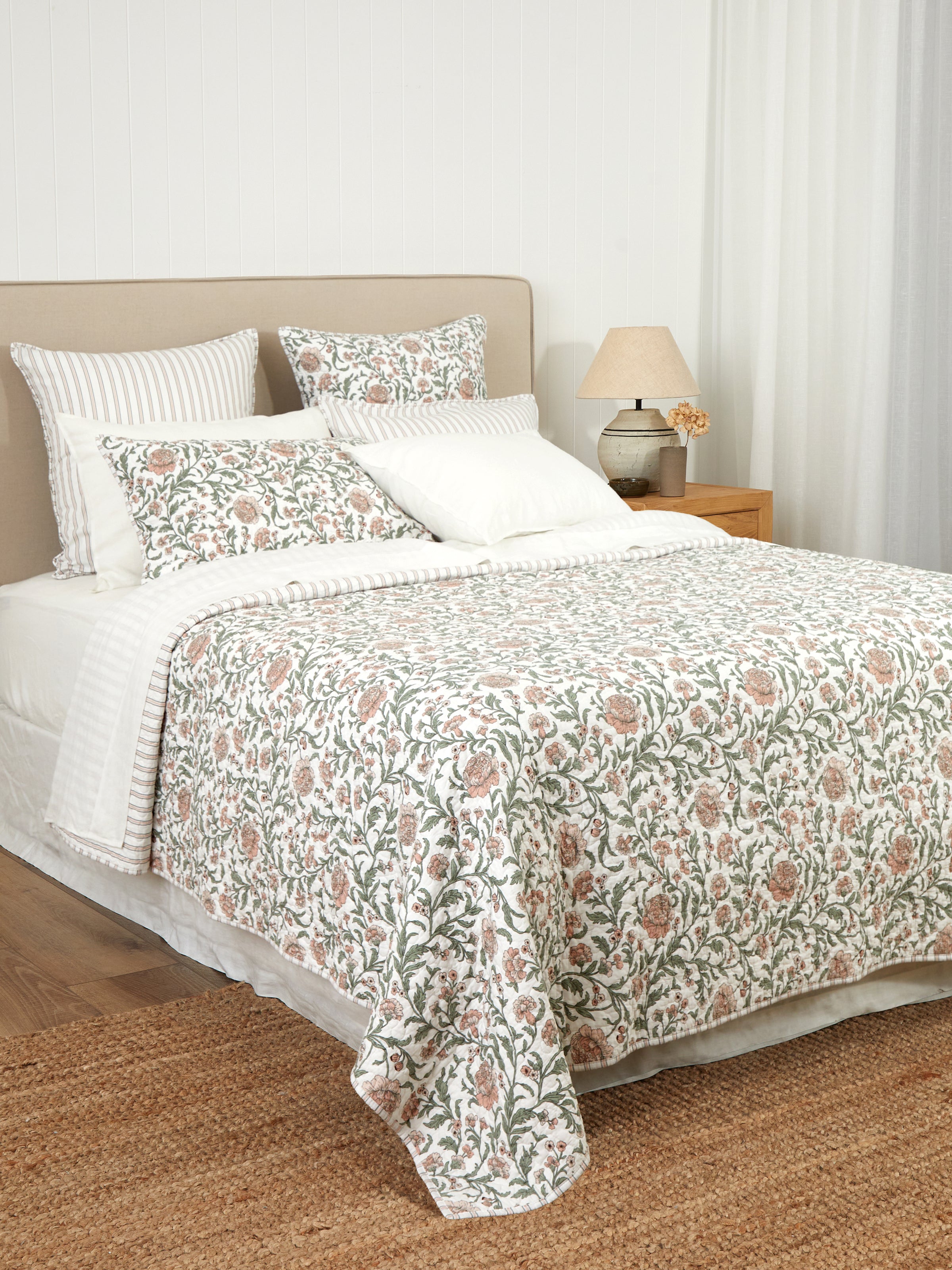 Arabella Quilt | Floral-3