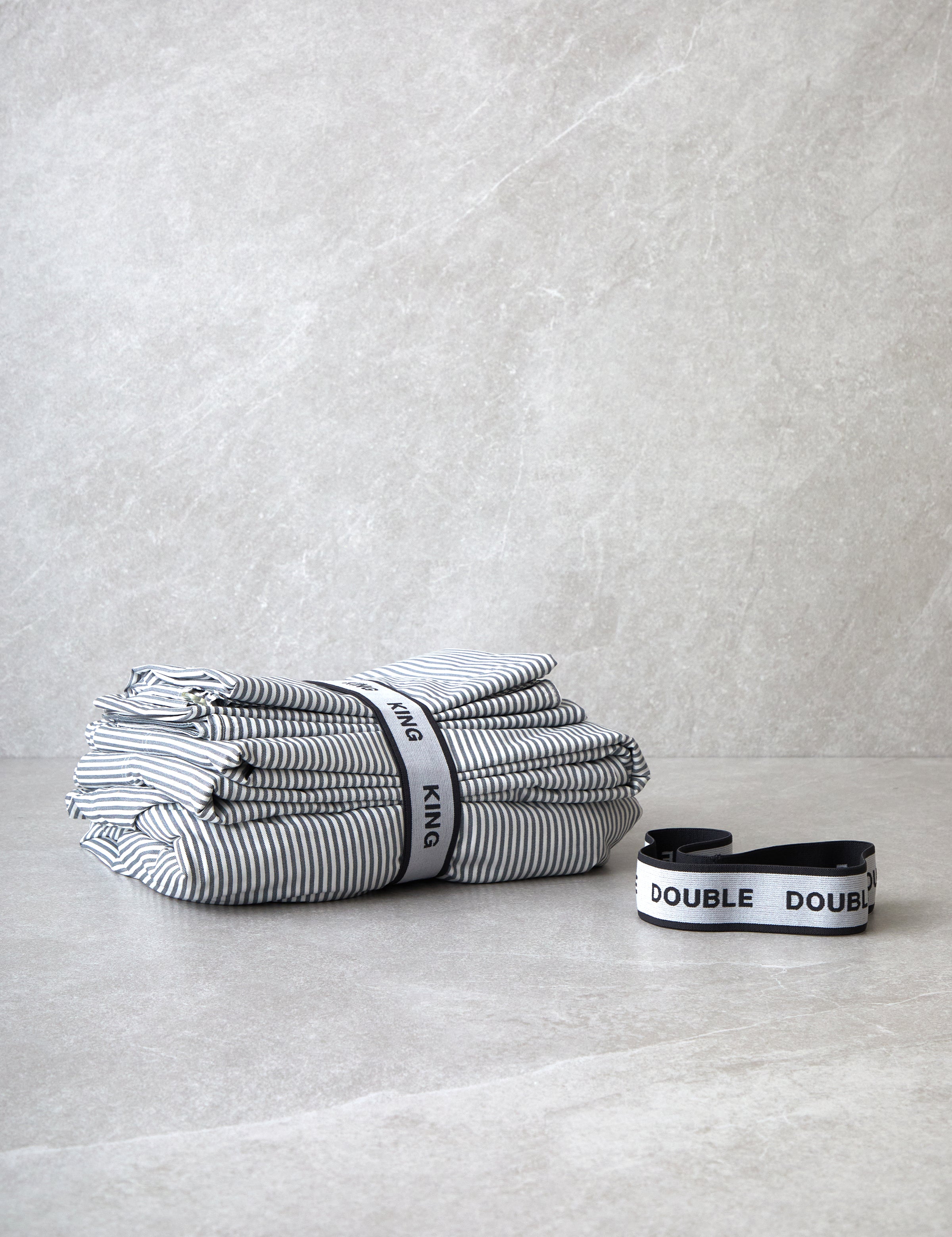 Bedding Organiser Bands Set of 2 | Grey-4