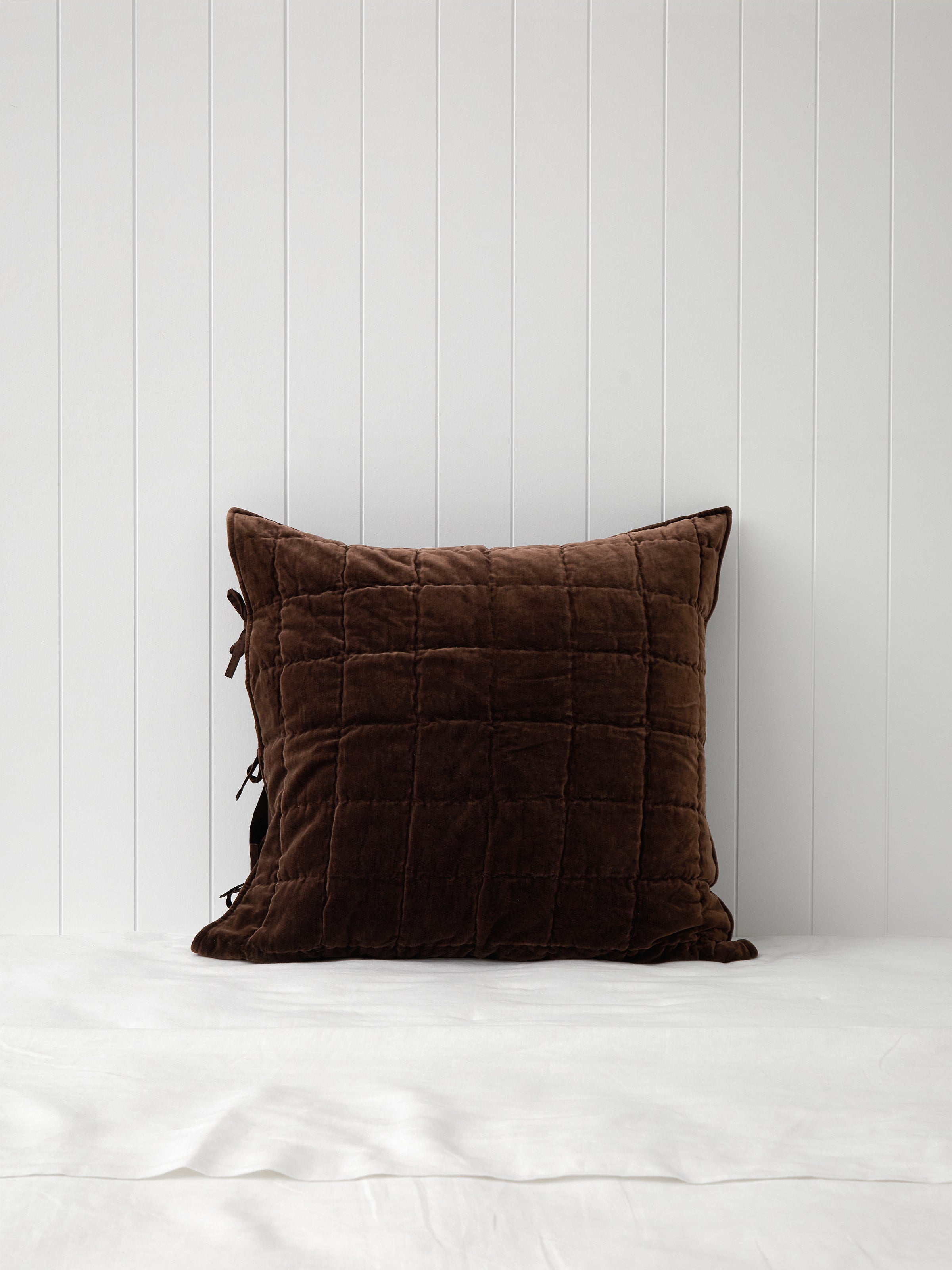 Belvedere Velvet European Pillowcase | Cocoa-1