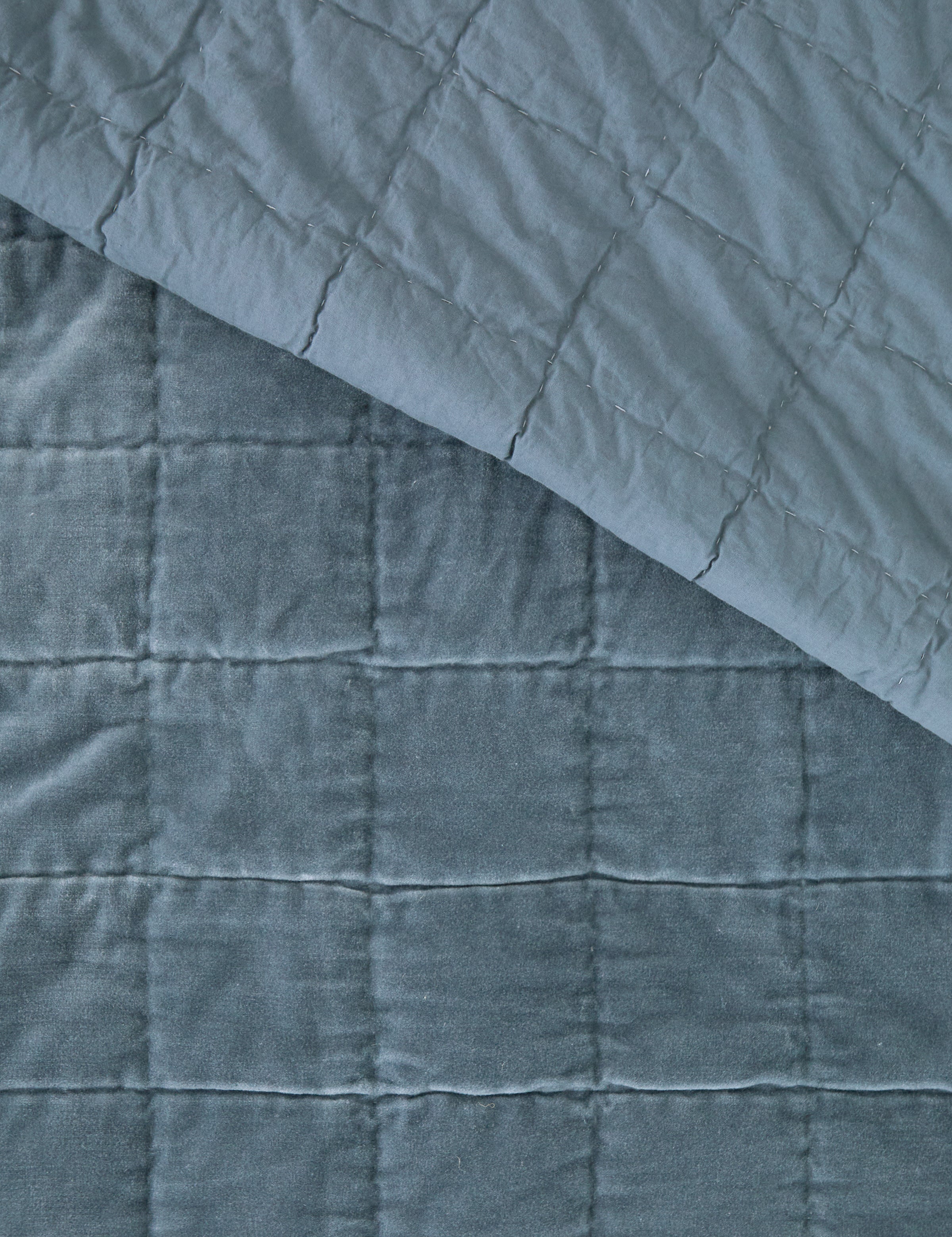 Belvedere Velvet Quilt | Haze-4
