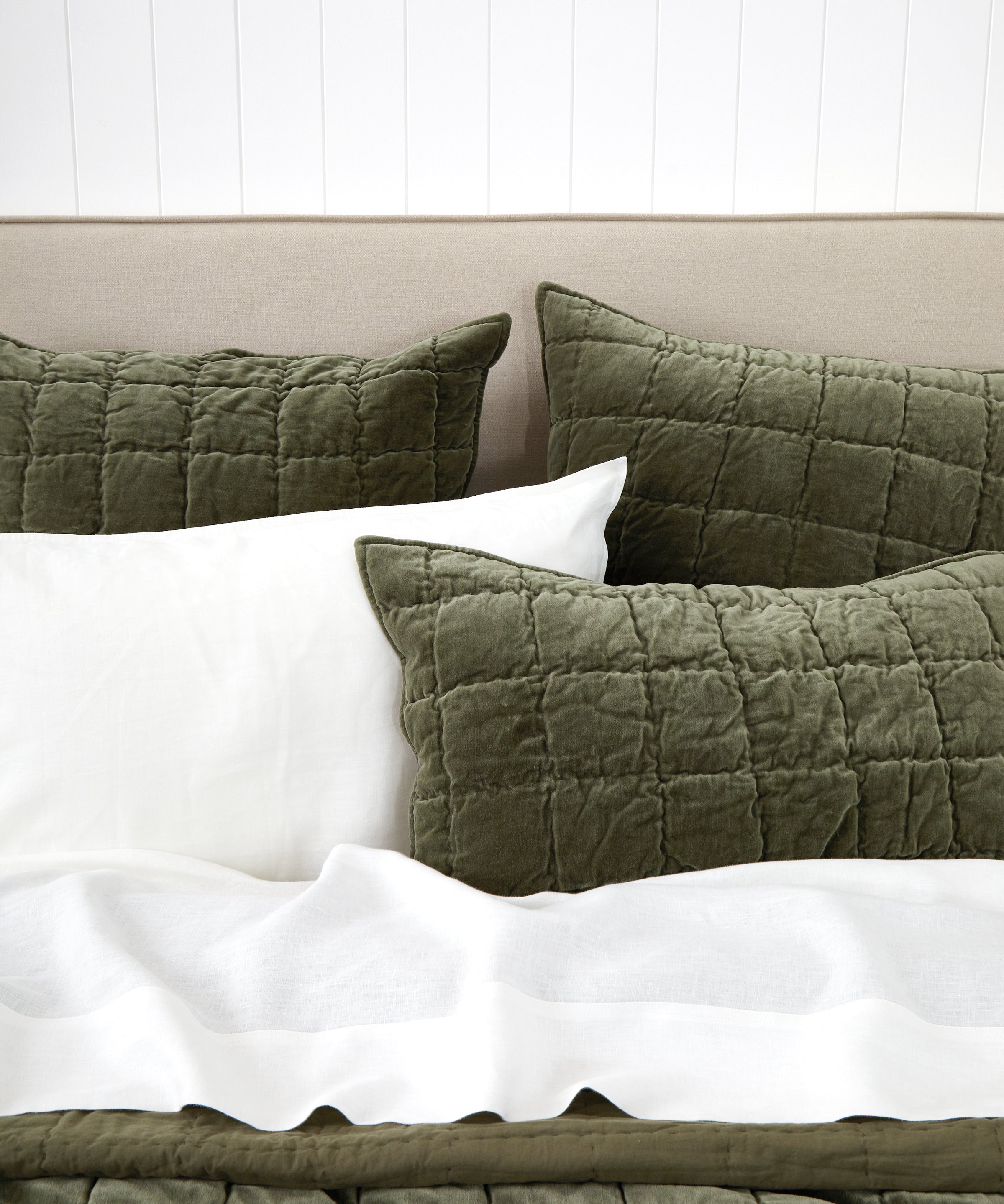 Belvedere Velvet Quilt | Willow-2