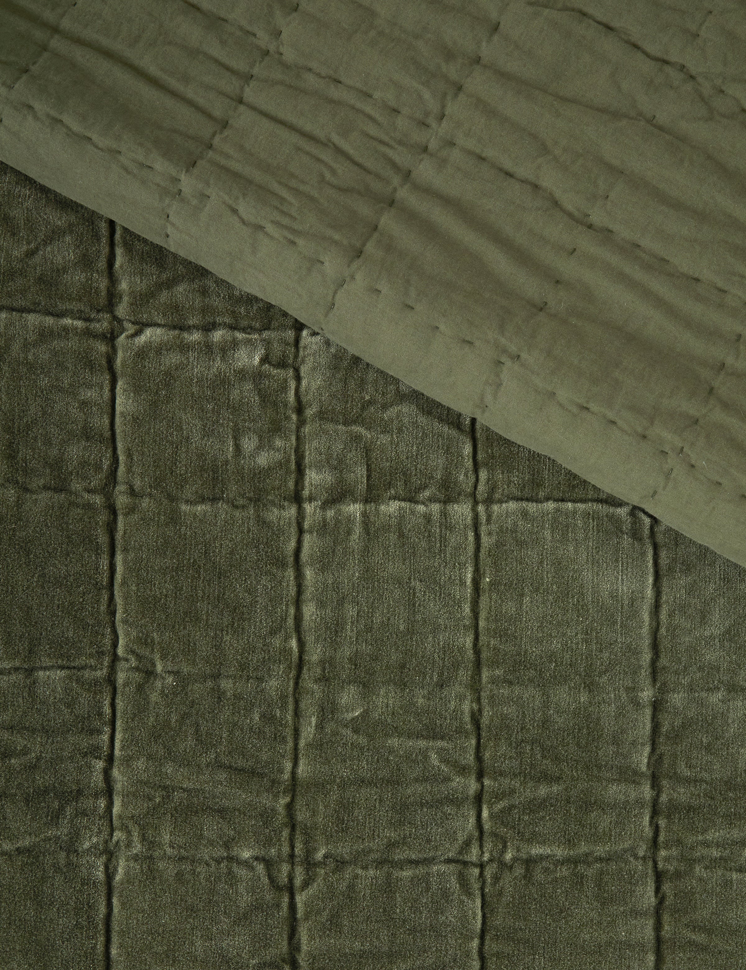 Belvedere Velvet Quilt | Willow-4