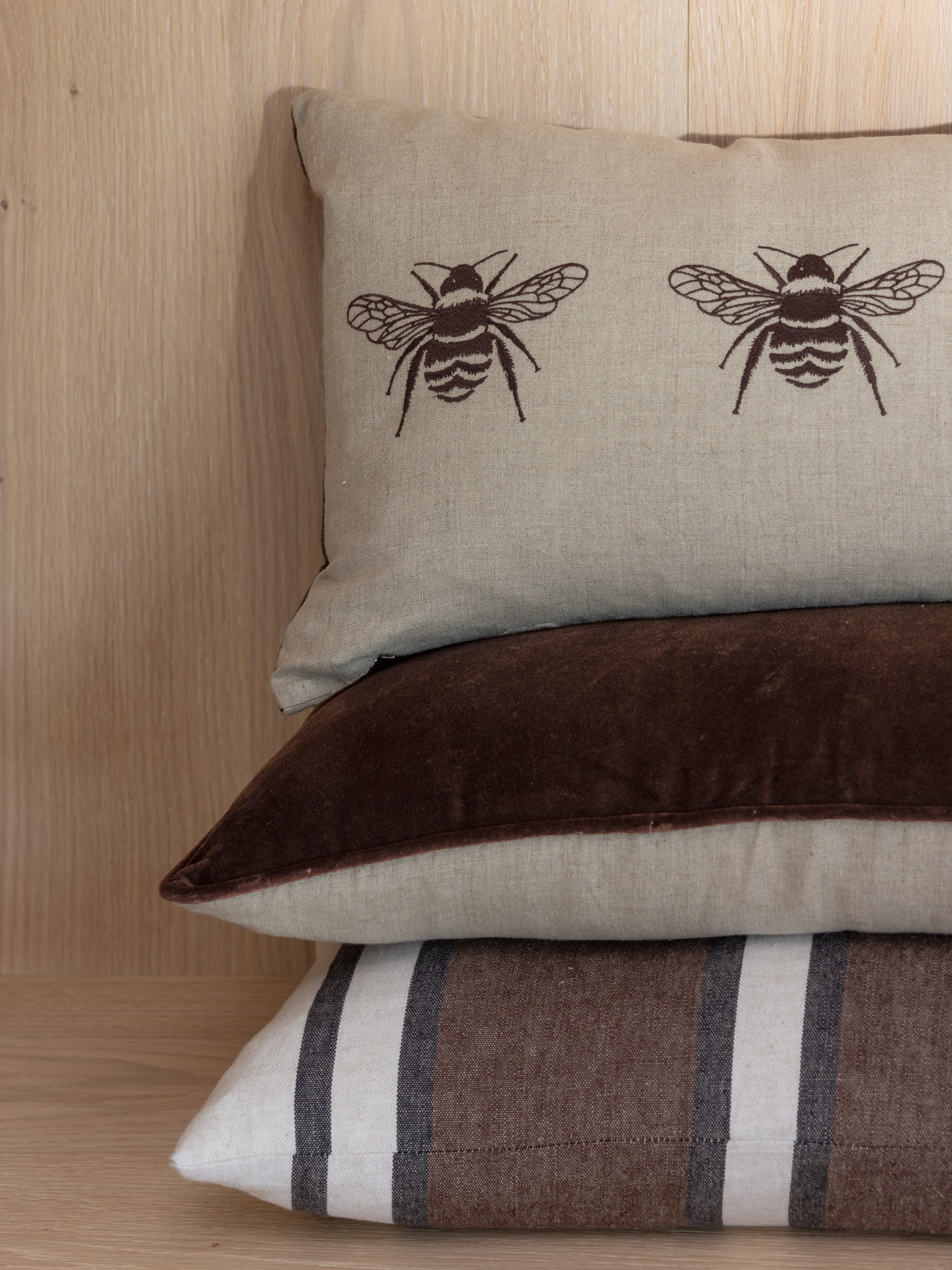 Belvedere Velvet Rectangle Cushion Cover | Cocoa-2