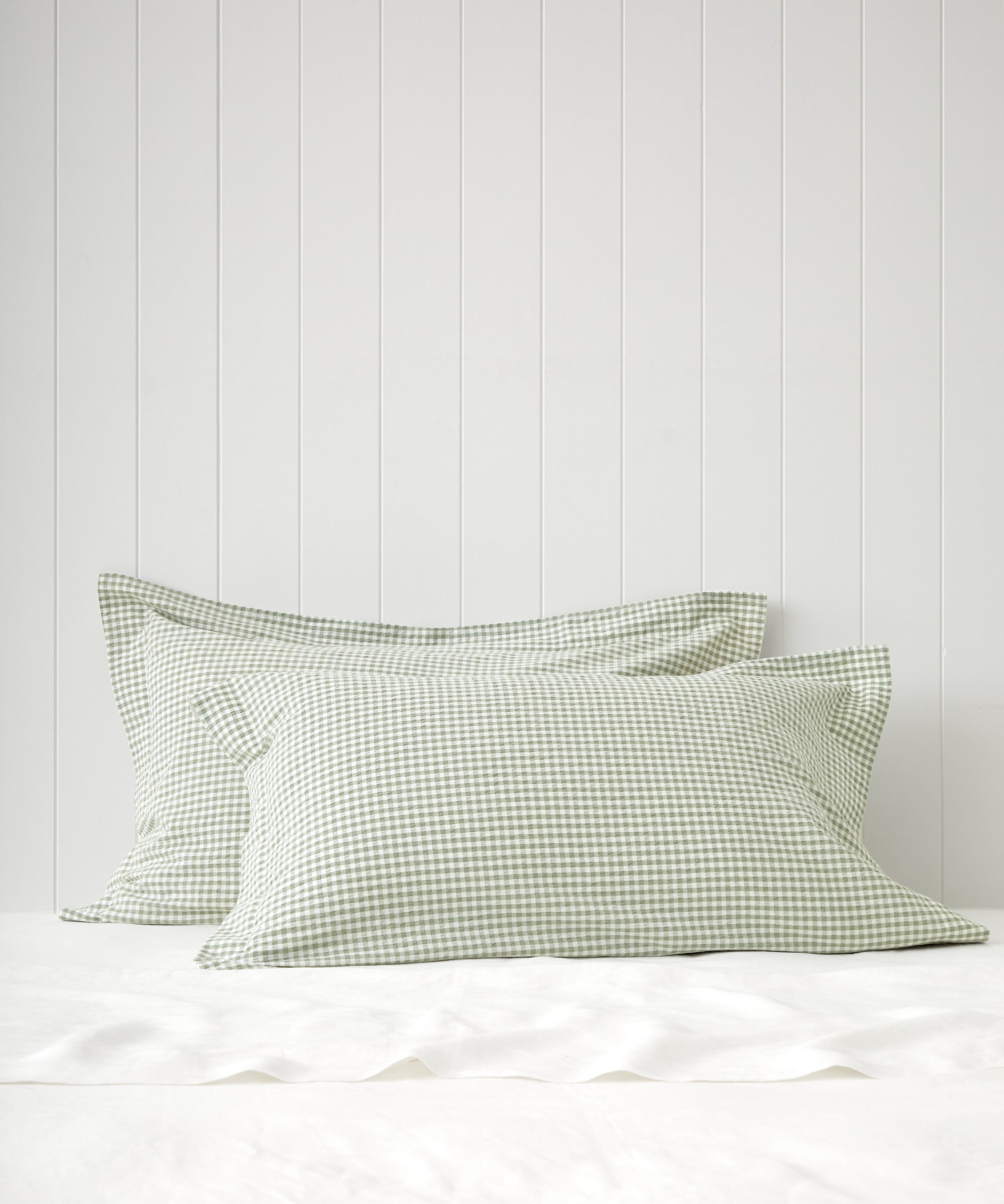 Clover Oxford Pillowcase Set | Green Gingham-1