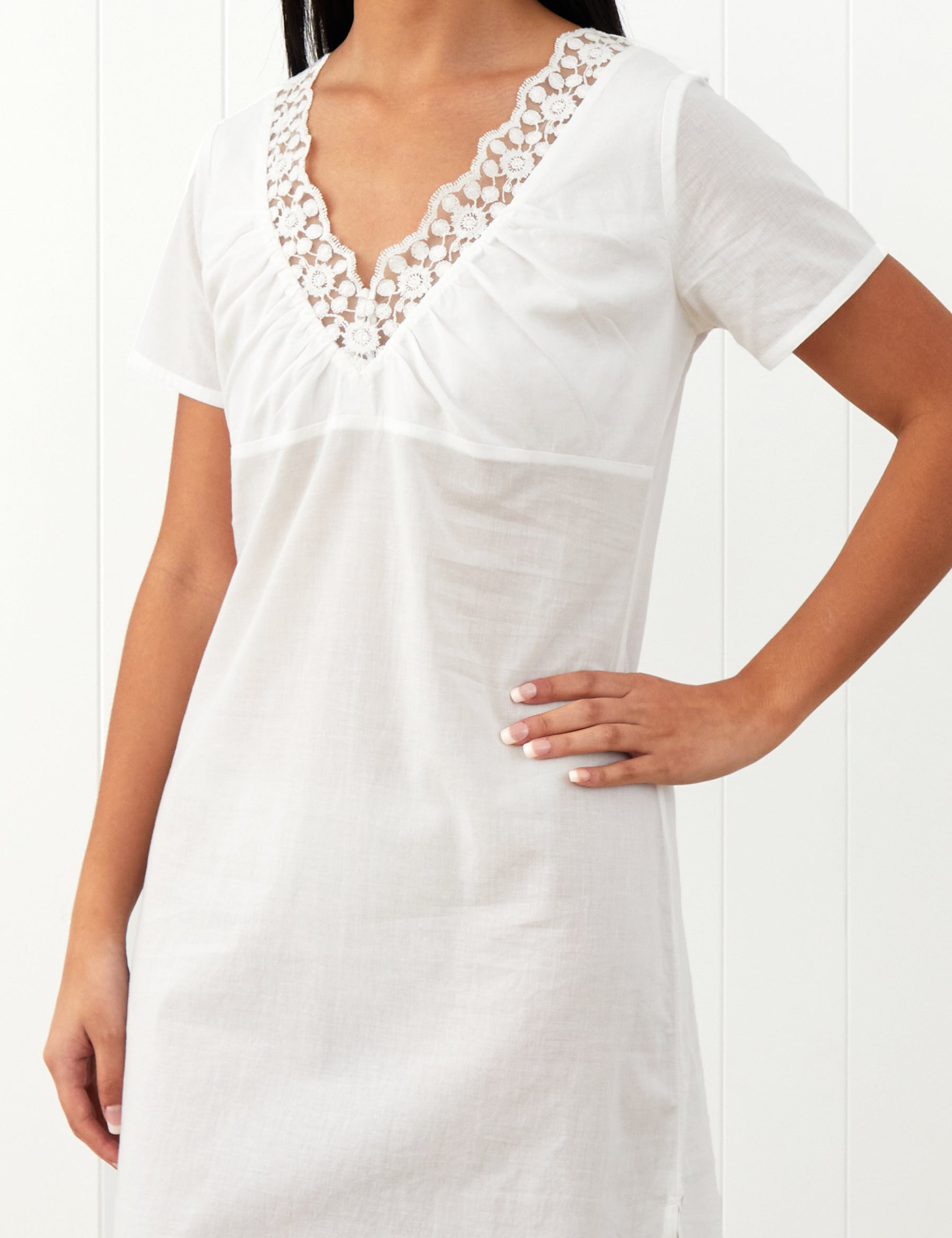 Colette Cap Sleeve Nightie | White-3