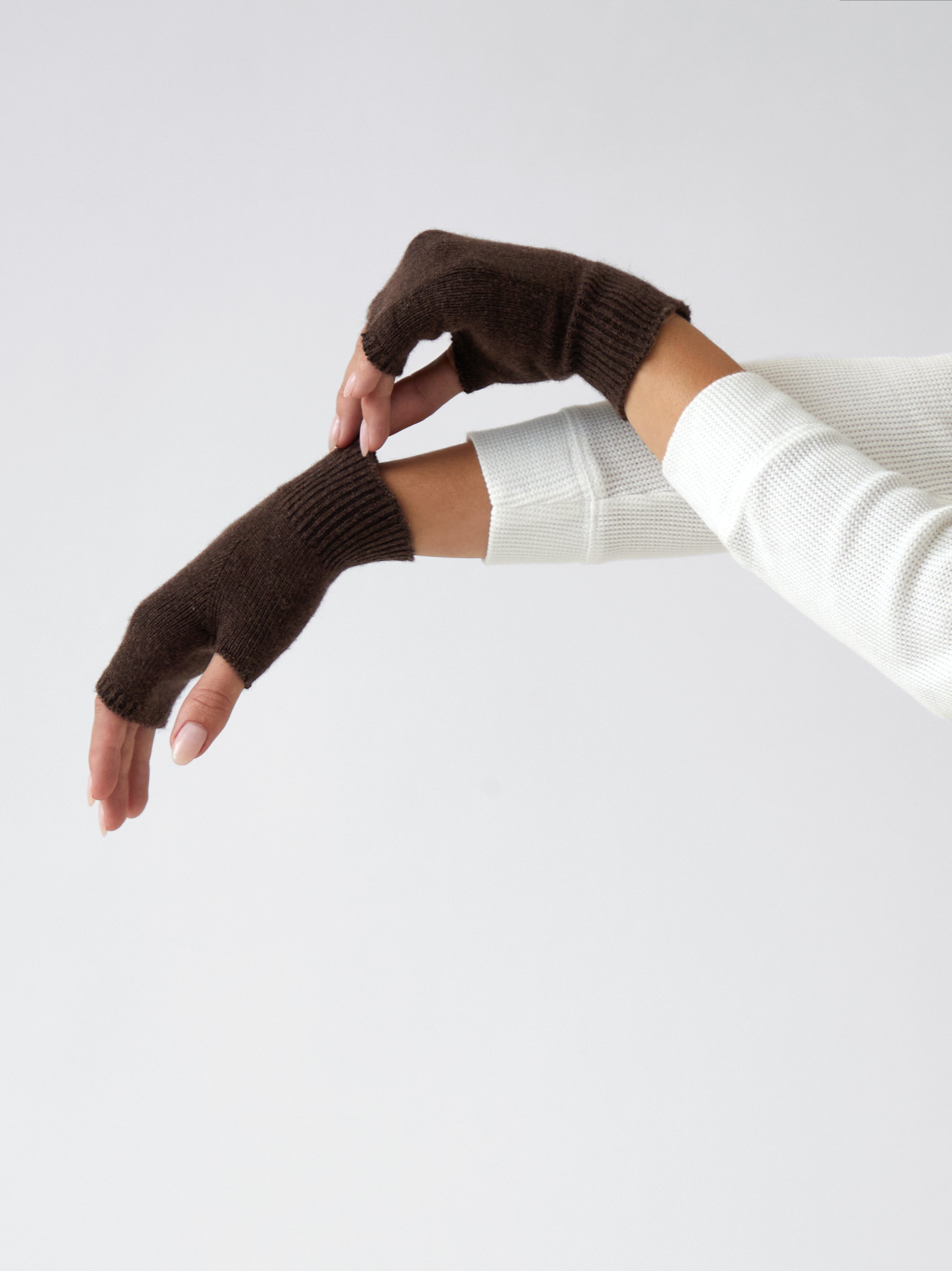 Cotton Cashmere Hand Warmers | Cocoa-2