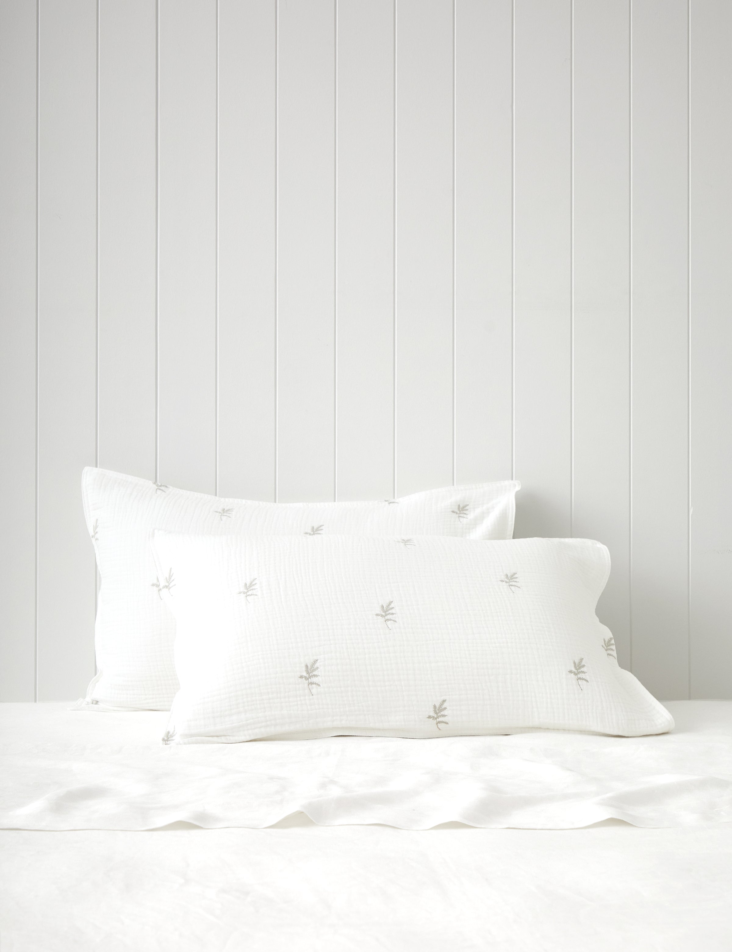 Elise Standard Pillowcase Set | White-1