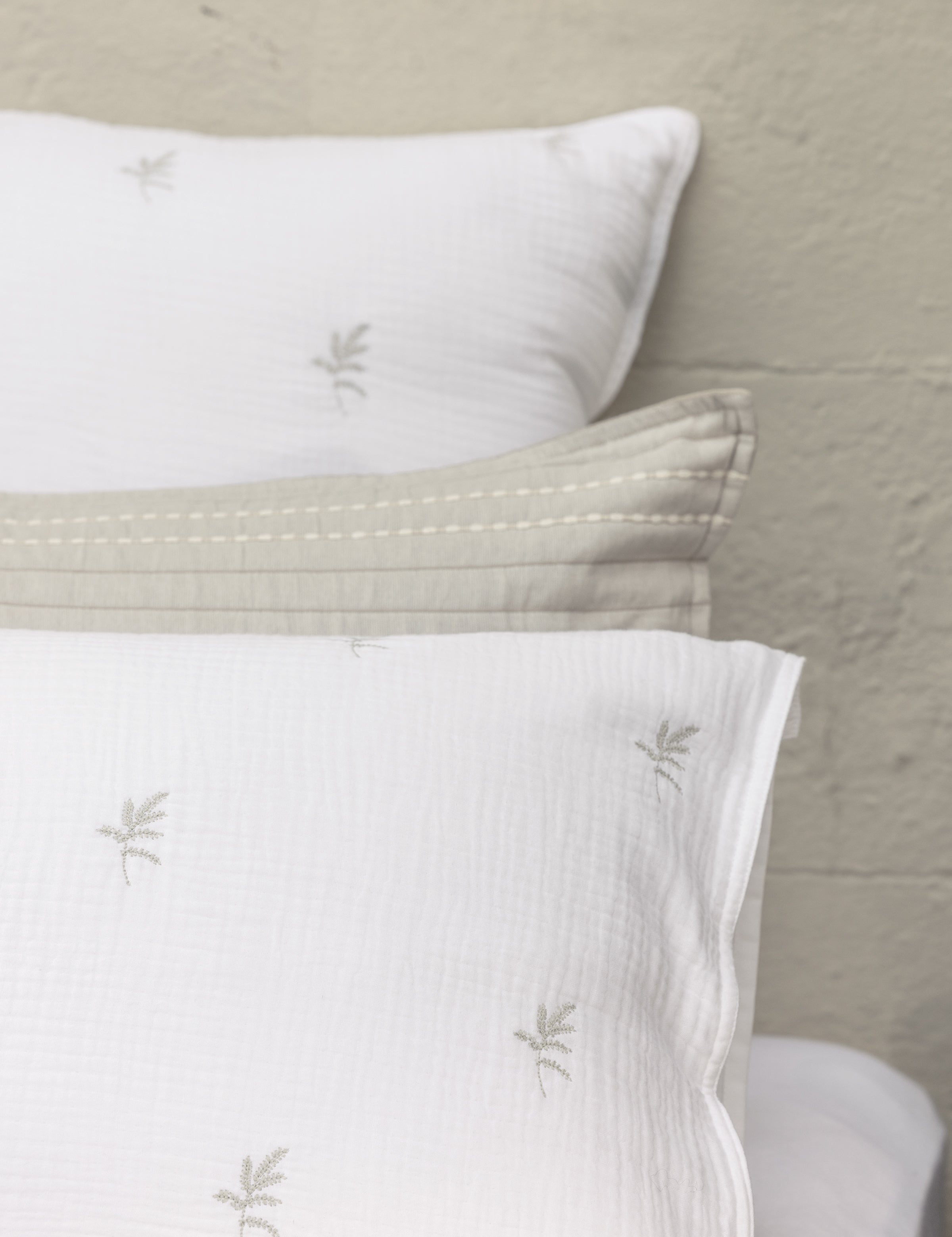 Elise Standard Pillowcase Set | White-3