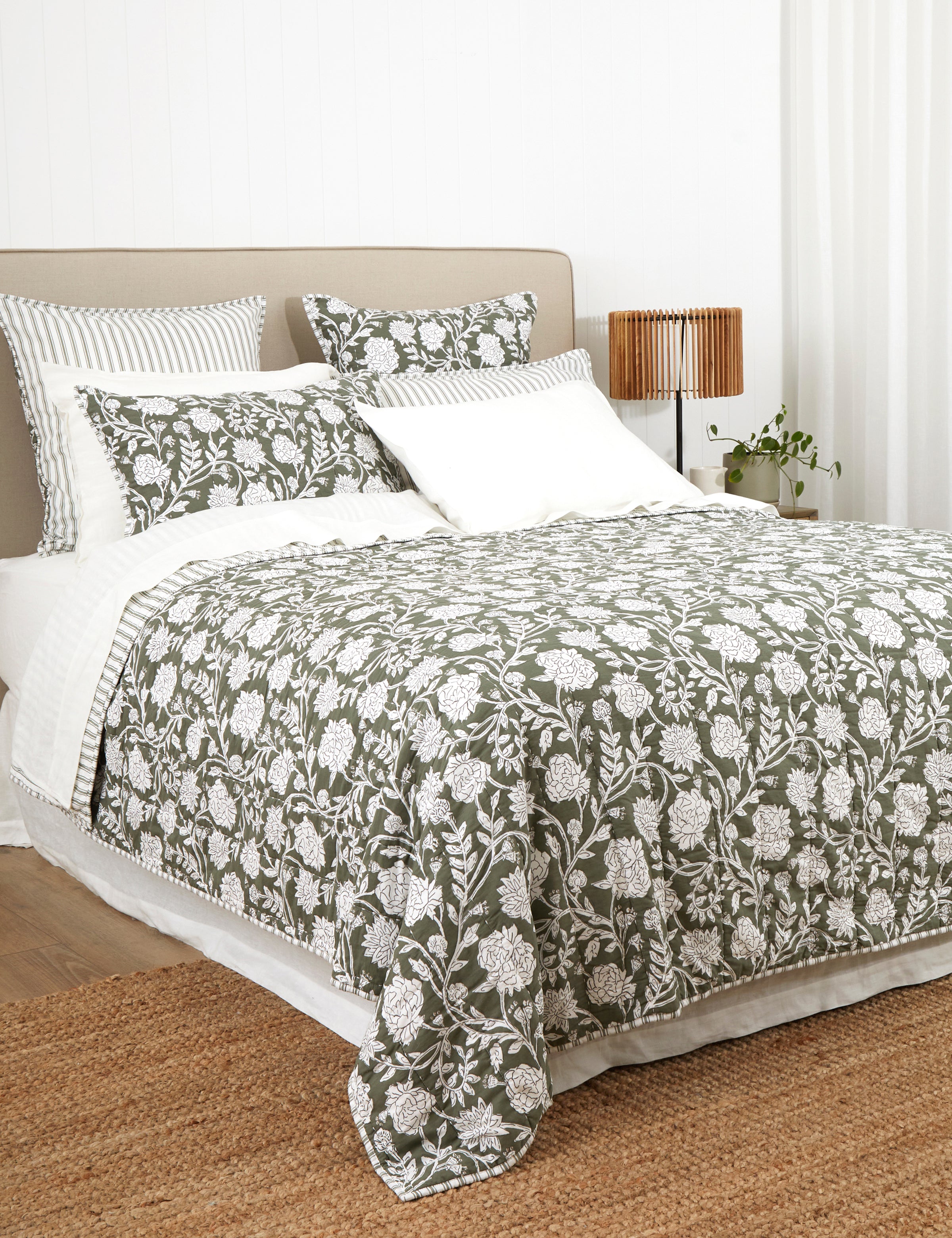 Elora Quilt | Green Floral-3