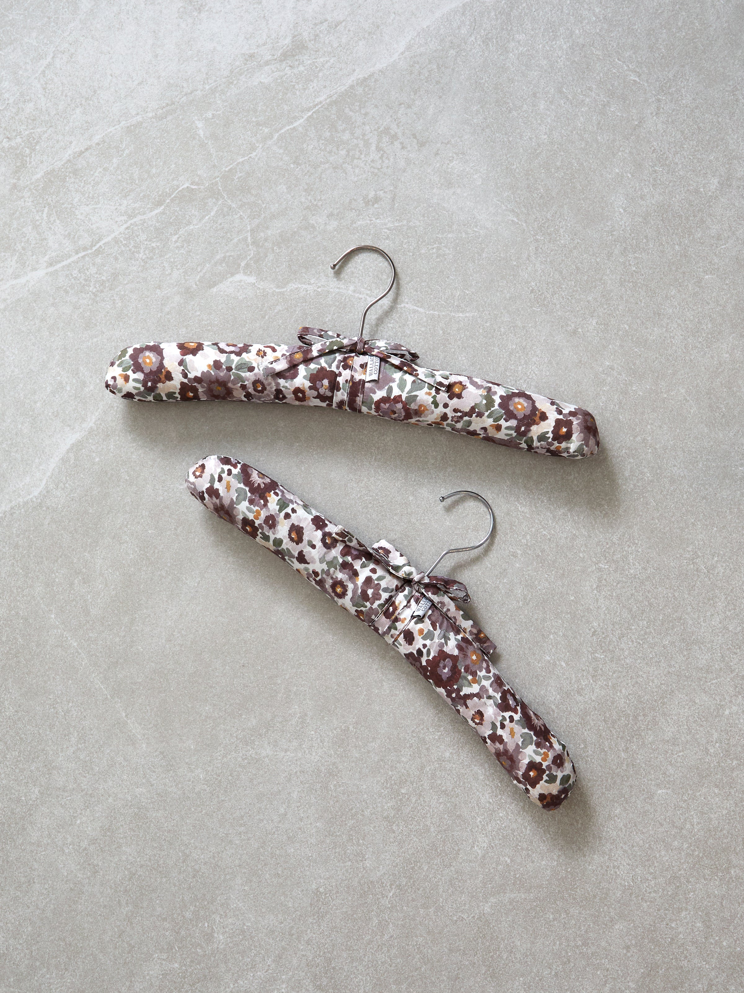 Emmie Coat Hanger Set | Floral-1