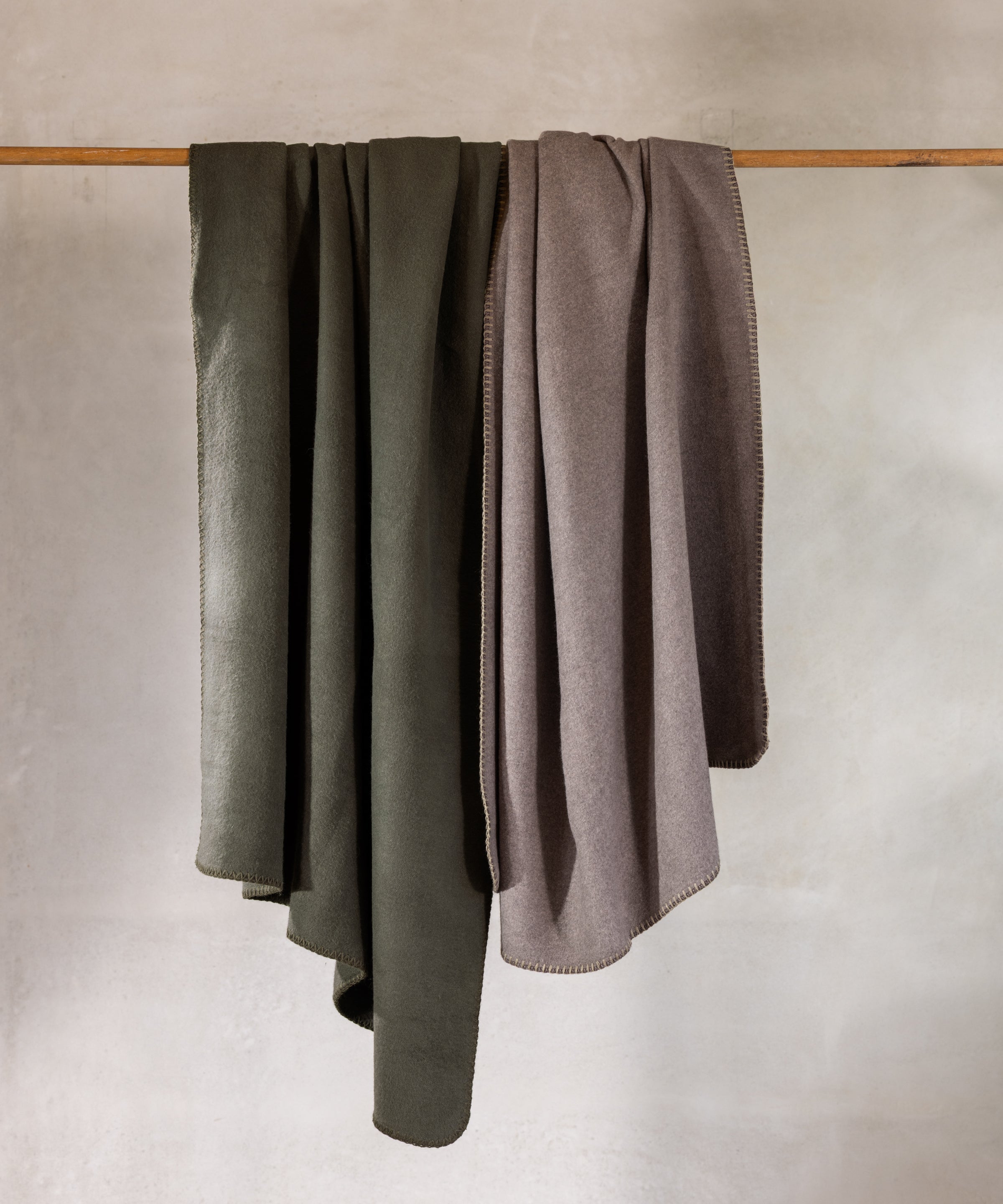 Featherston Cotton Cashmere Throw | Fawn-4