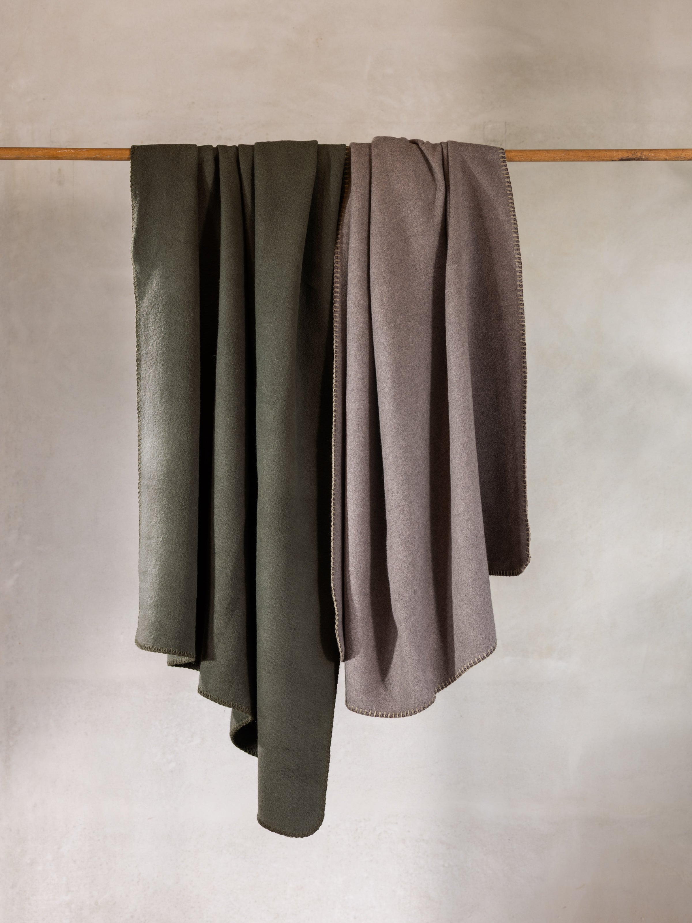 Featherston Cotton Cashmere Throw | Fawn-4