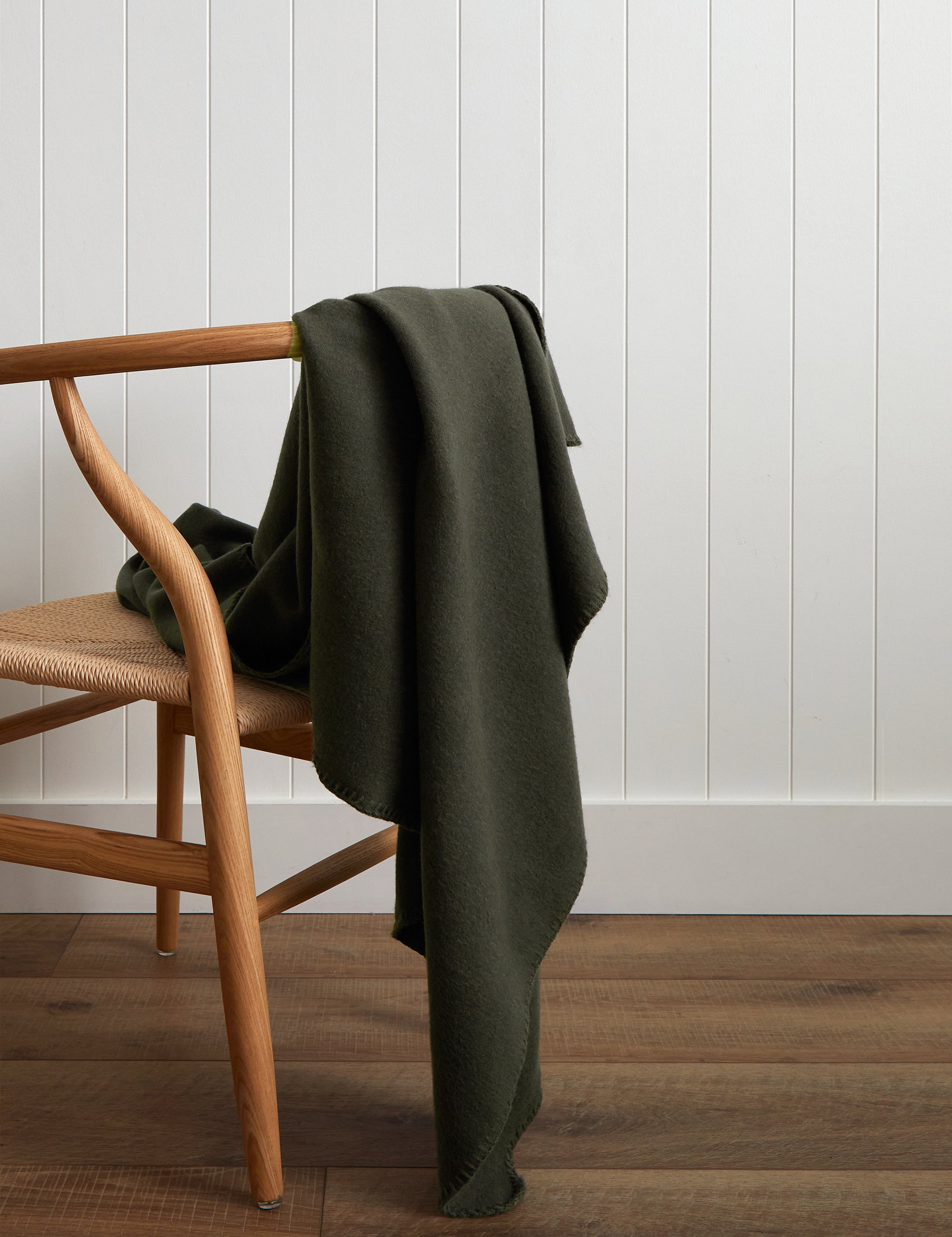 Featherston Cotton Cashmere Throw | Moss-1