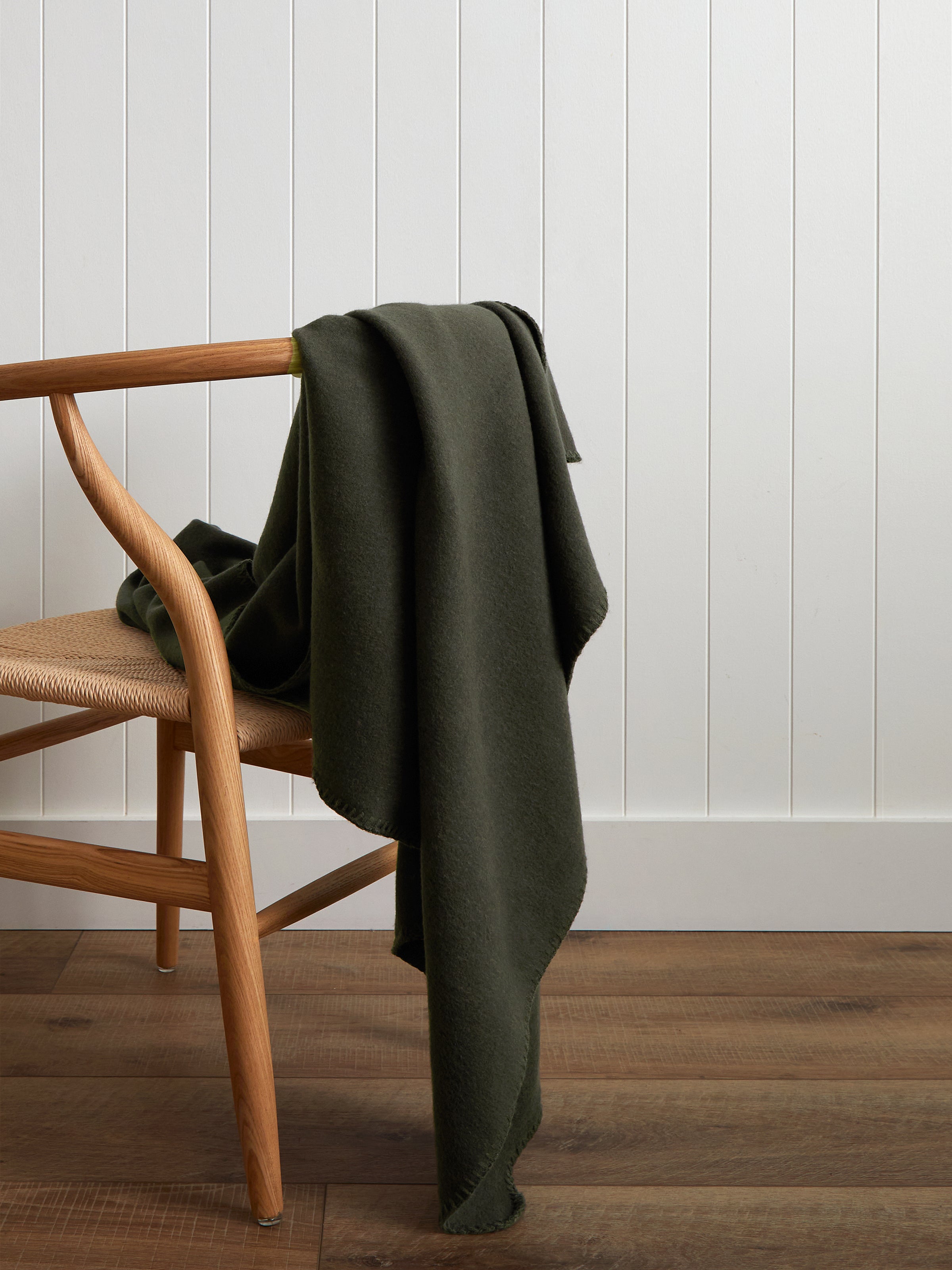 Featherston Cotton Cashmere Throw | Moss-1