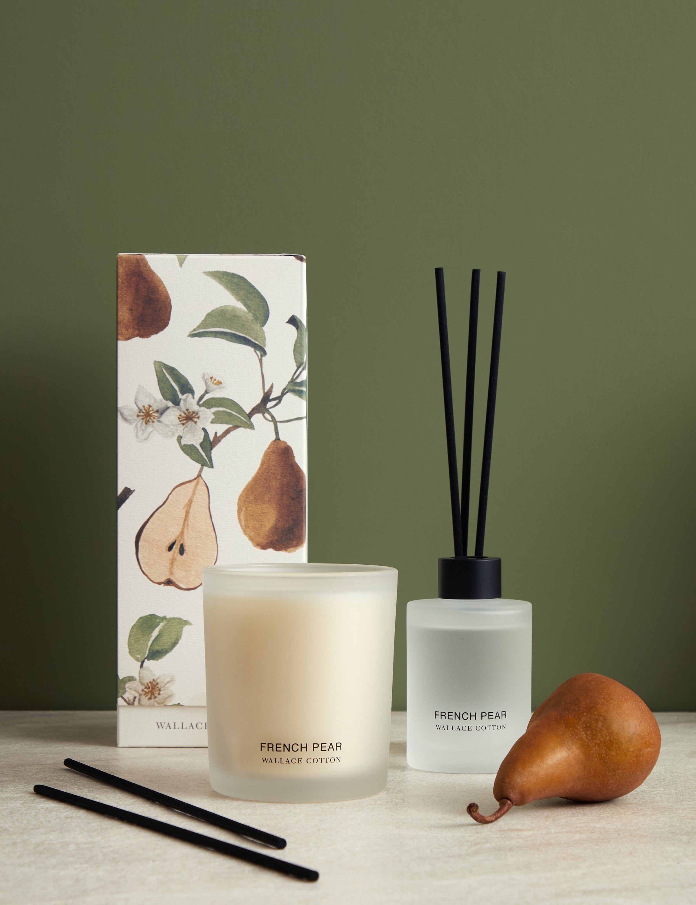 French Pear Candle 300g | White-2