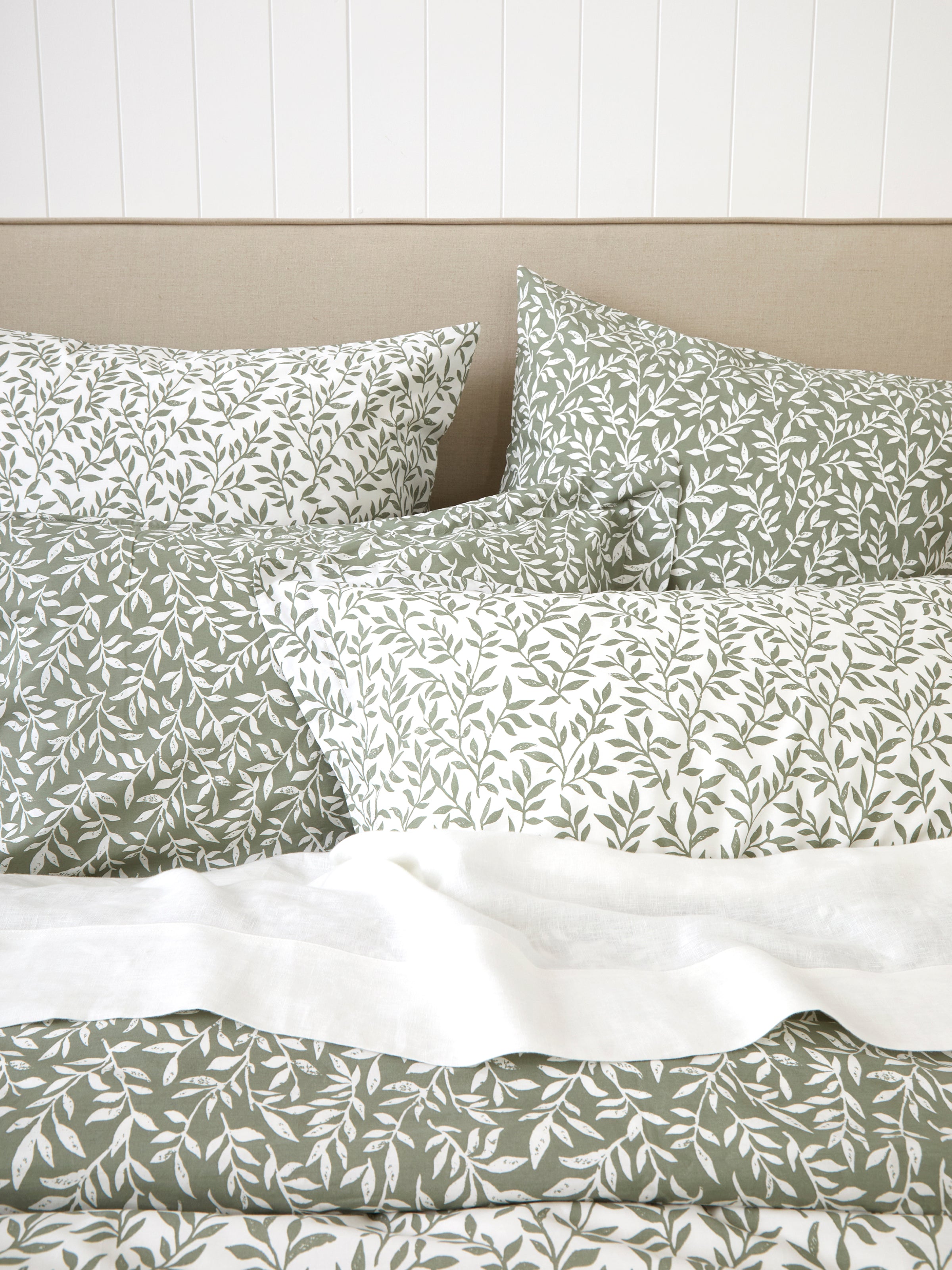Garden Path Duvet Cover Set | Green Leaf-2