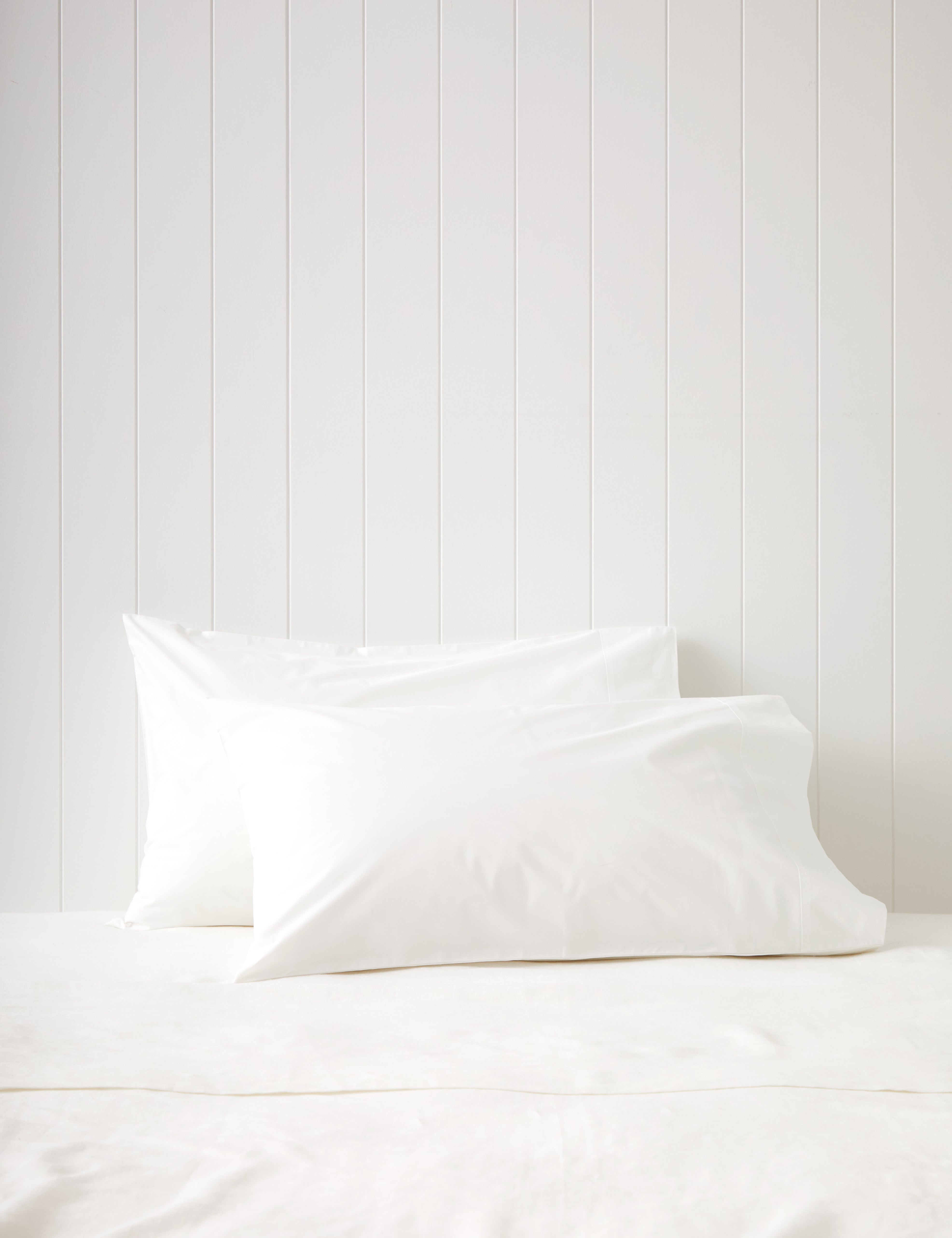 Heirloom Standard Pillowcase Set | White-1