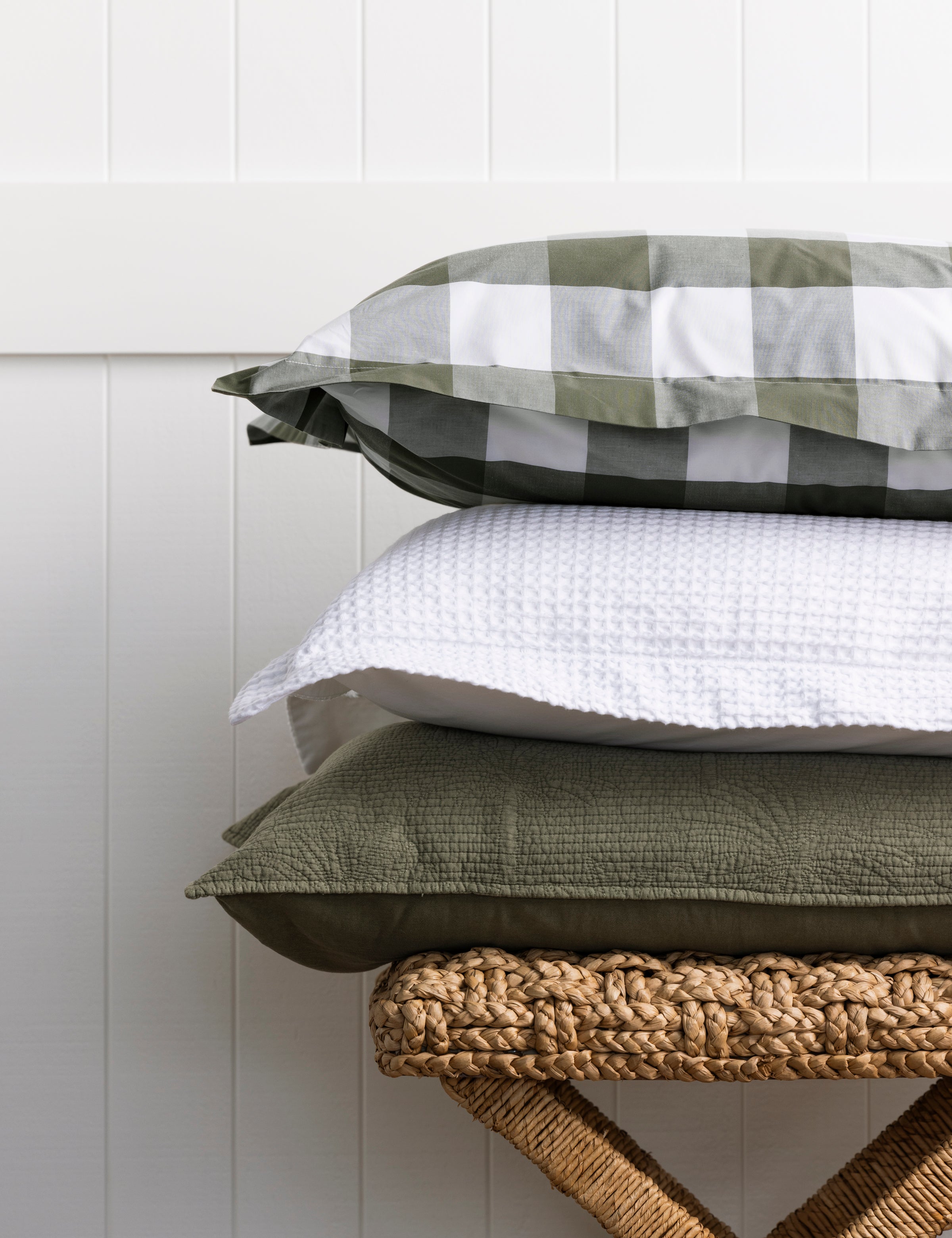 Kawakawa Oxford Pillowcase Set | Olive Gingham-2