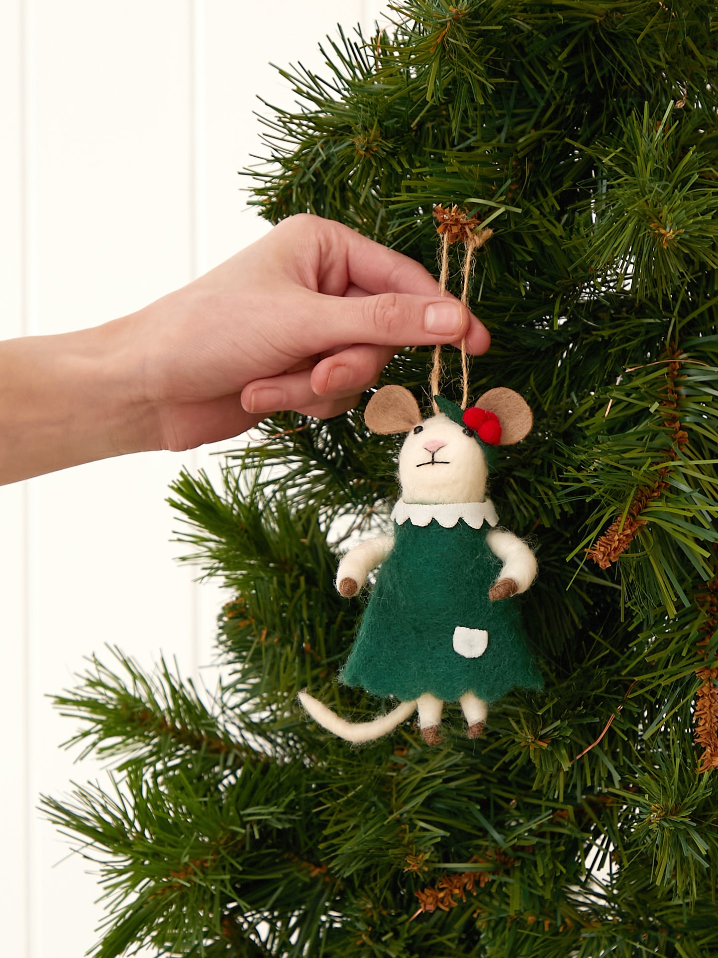 Lady Mouse Wool Decoration | Green-2