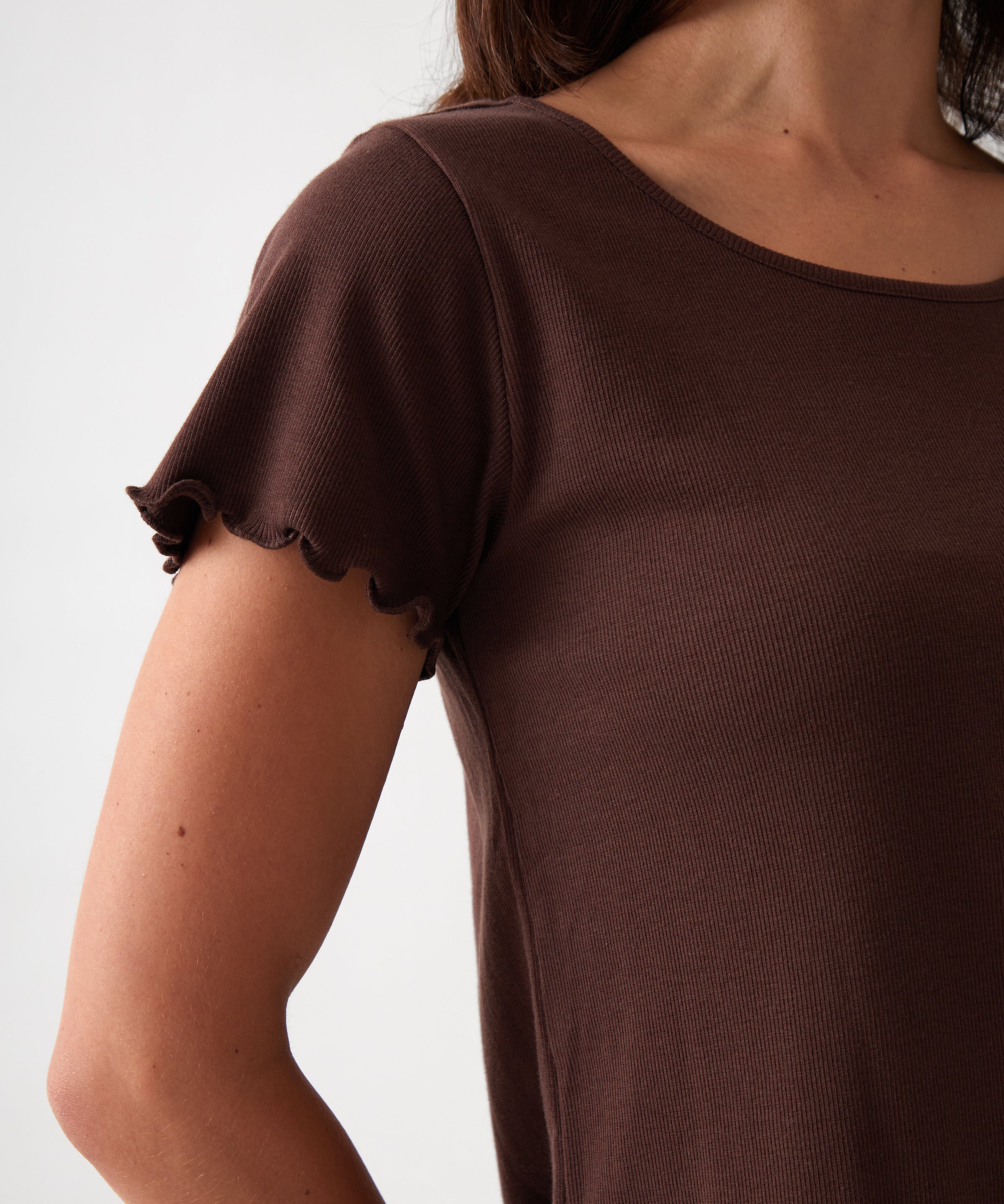 Libby Rib Knit Tee Shirt | Cocoa-2