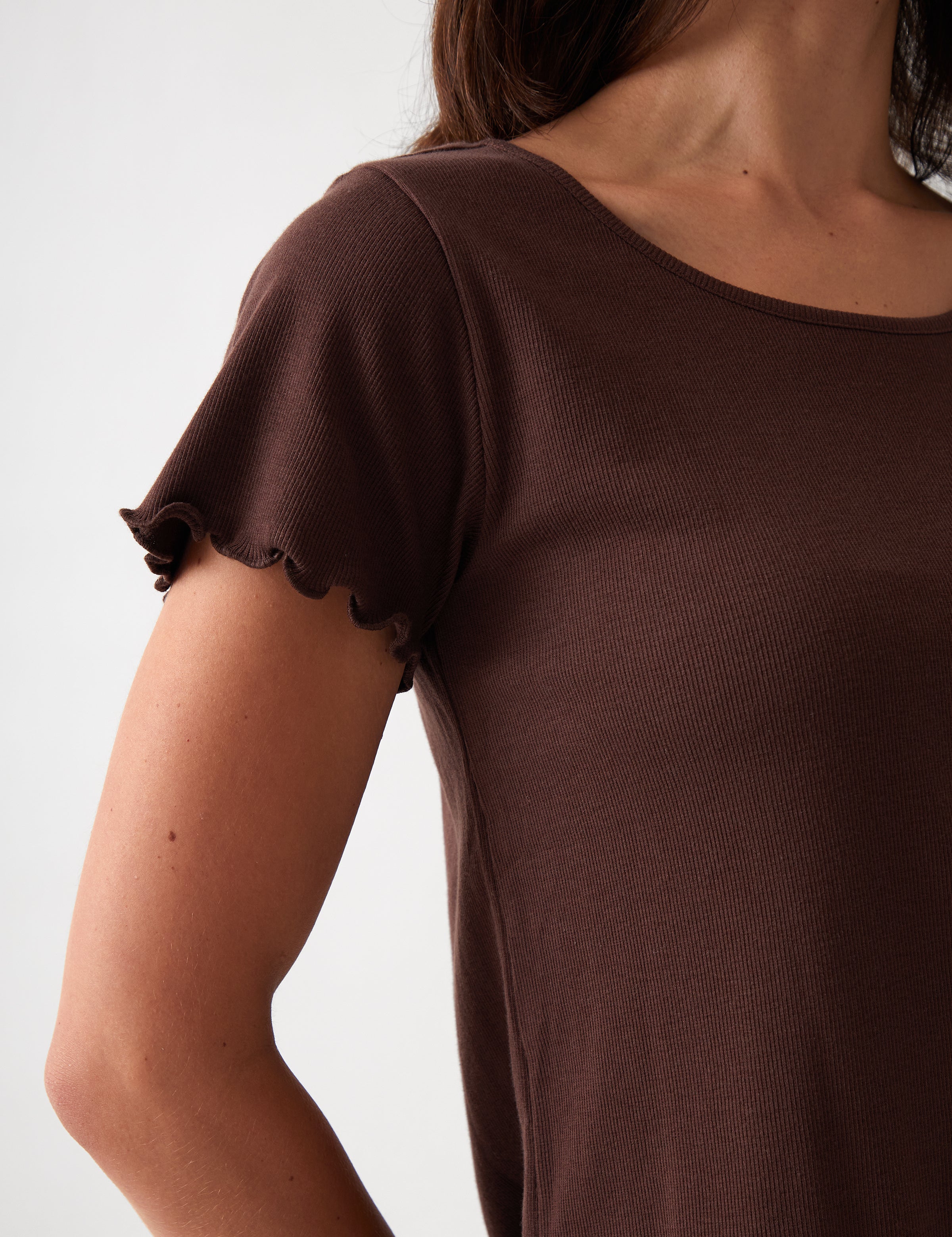 Libby Rib Knit Tee Shirt | Cocoa-2