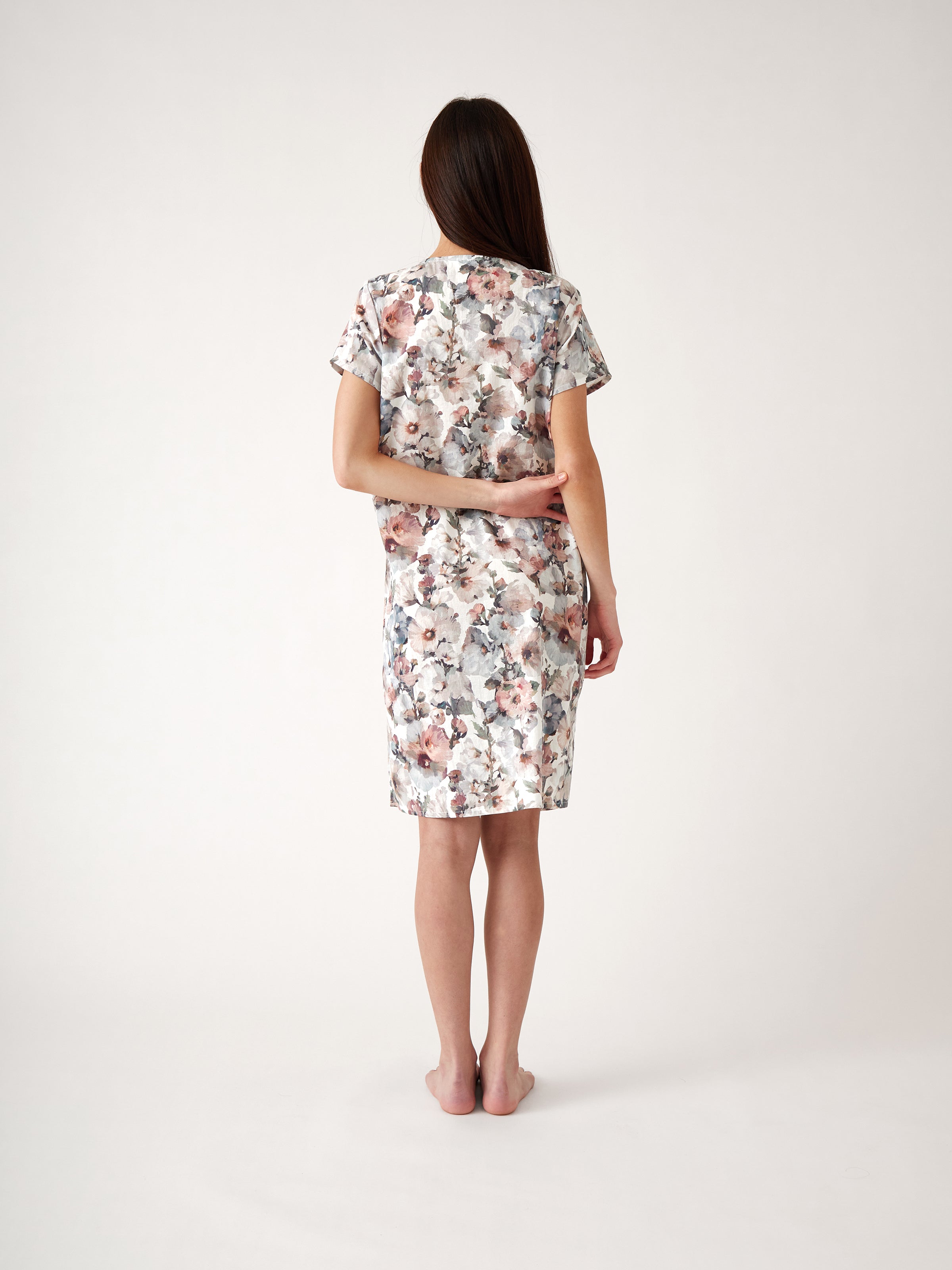 Lilah Short Sleeve Nightie | Floral-4