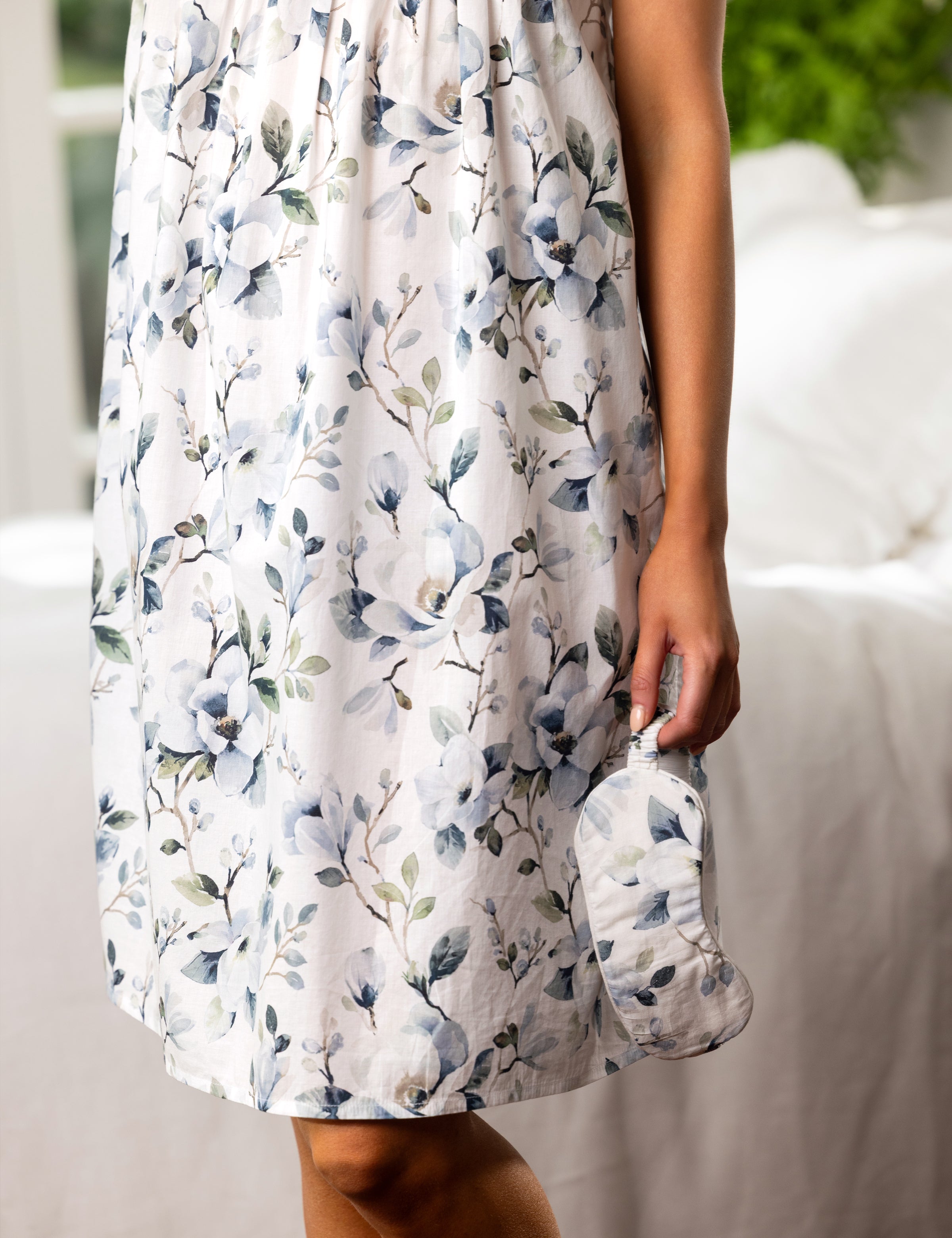 Magalie Eye Mask | Blue Floral-3