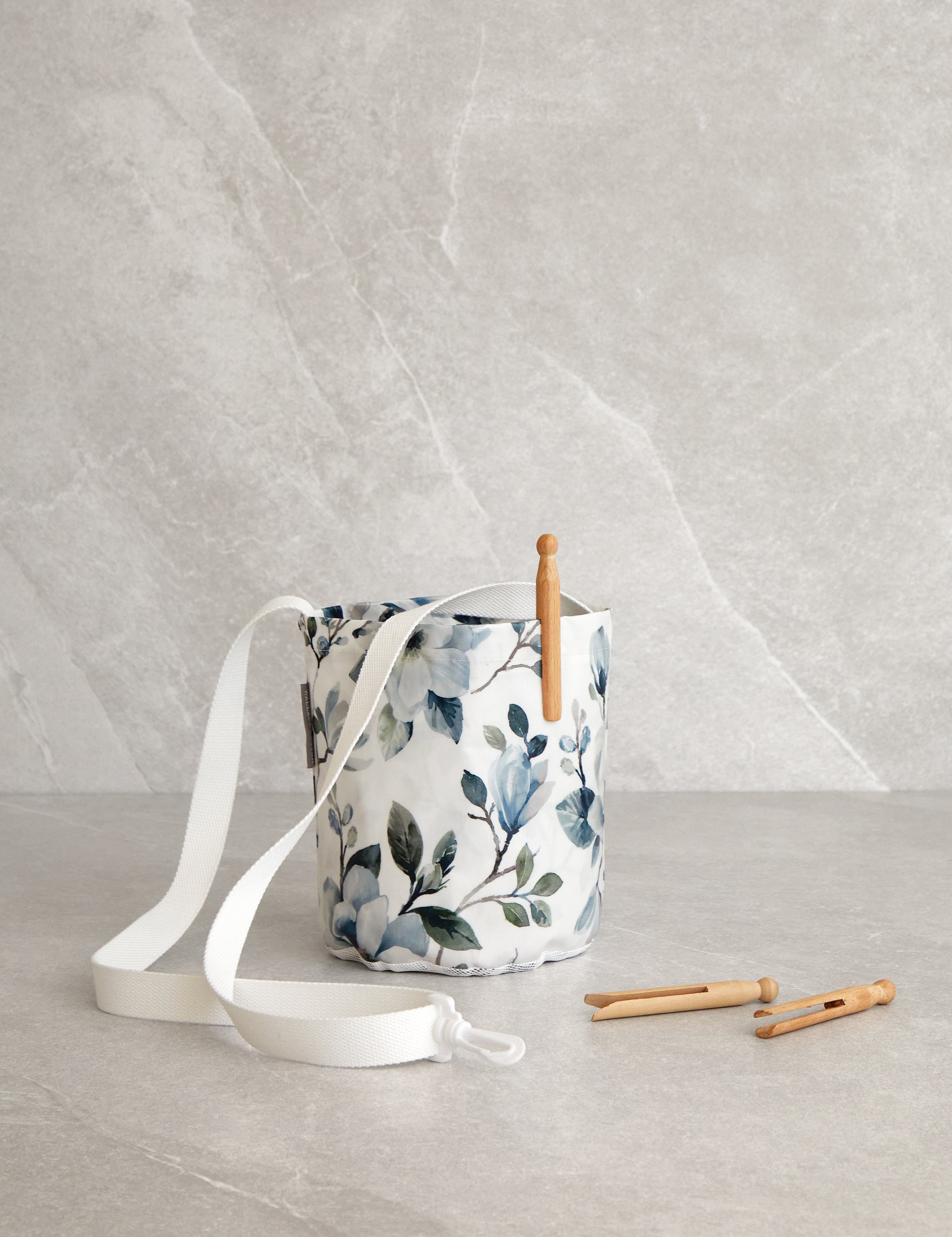 Magalie Peg Bag | Blue Floral-1