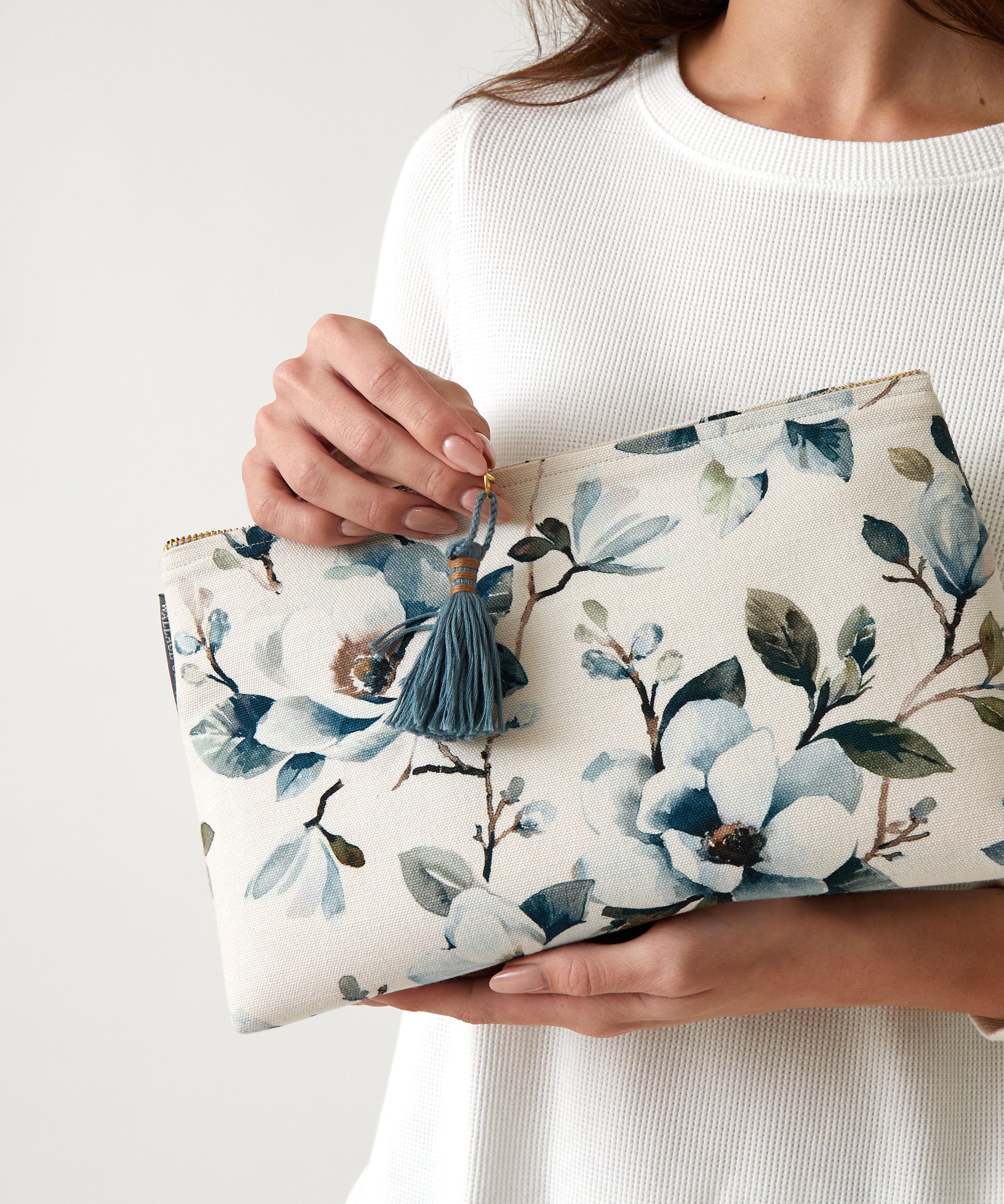 Magnolia Large Bath Bag | Blue Floral-2