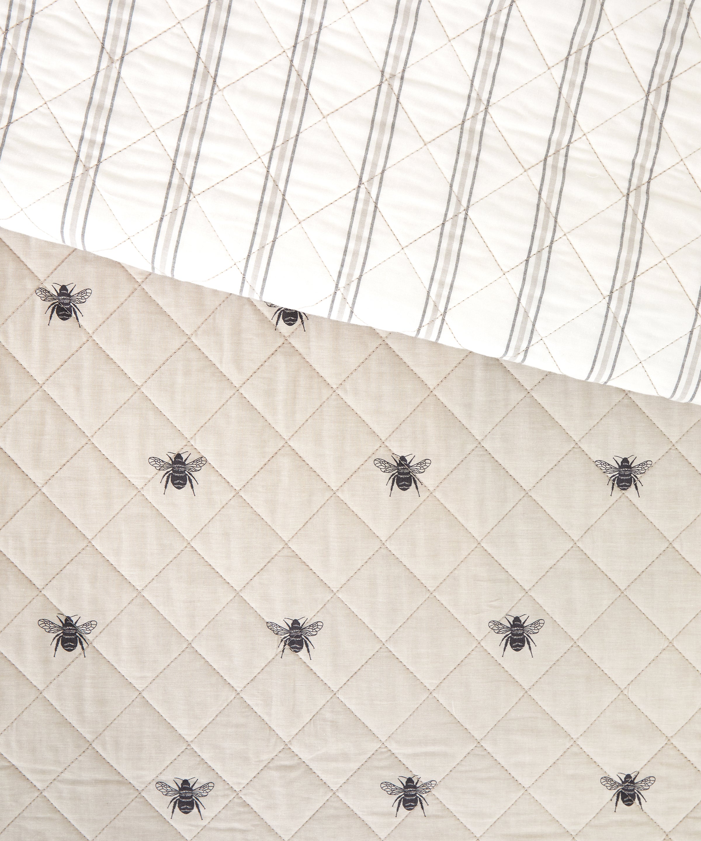 Meant to Bee Quilt | Natural-4