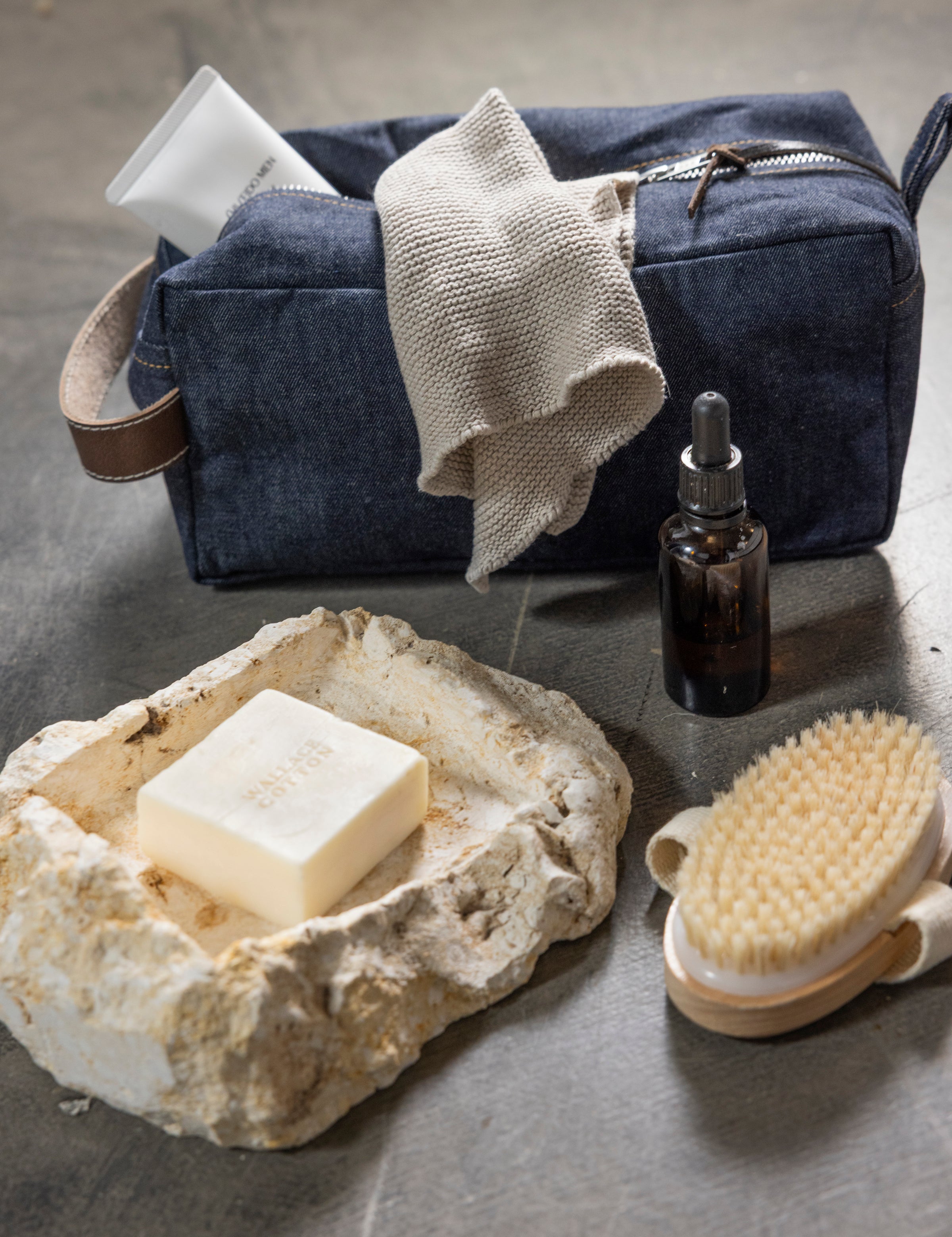 Miles Bath Bag | Denim-2