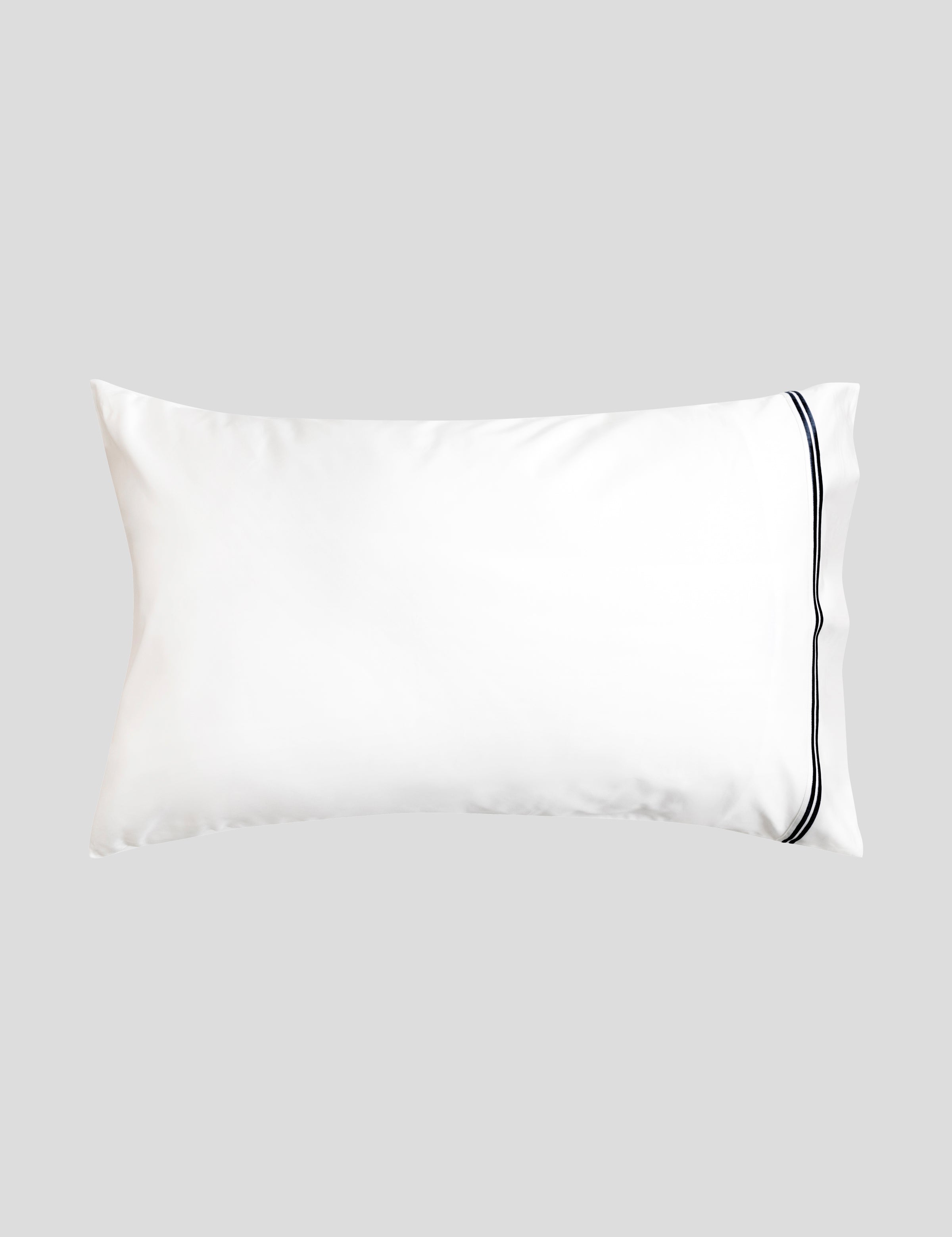 Monarch Lodge Pillowcase Set | Black White-1