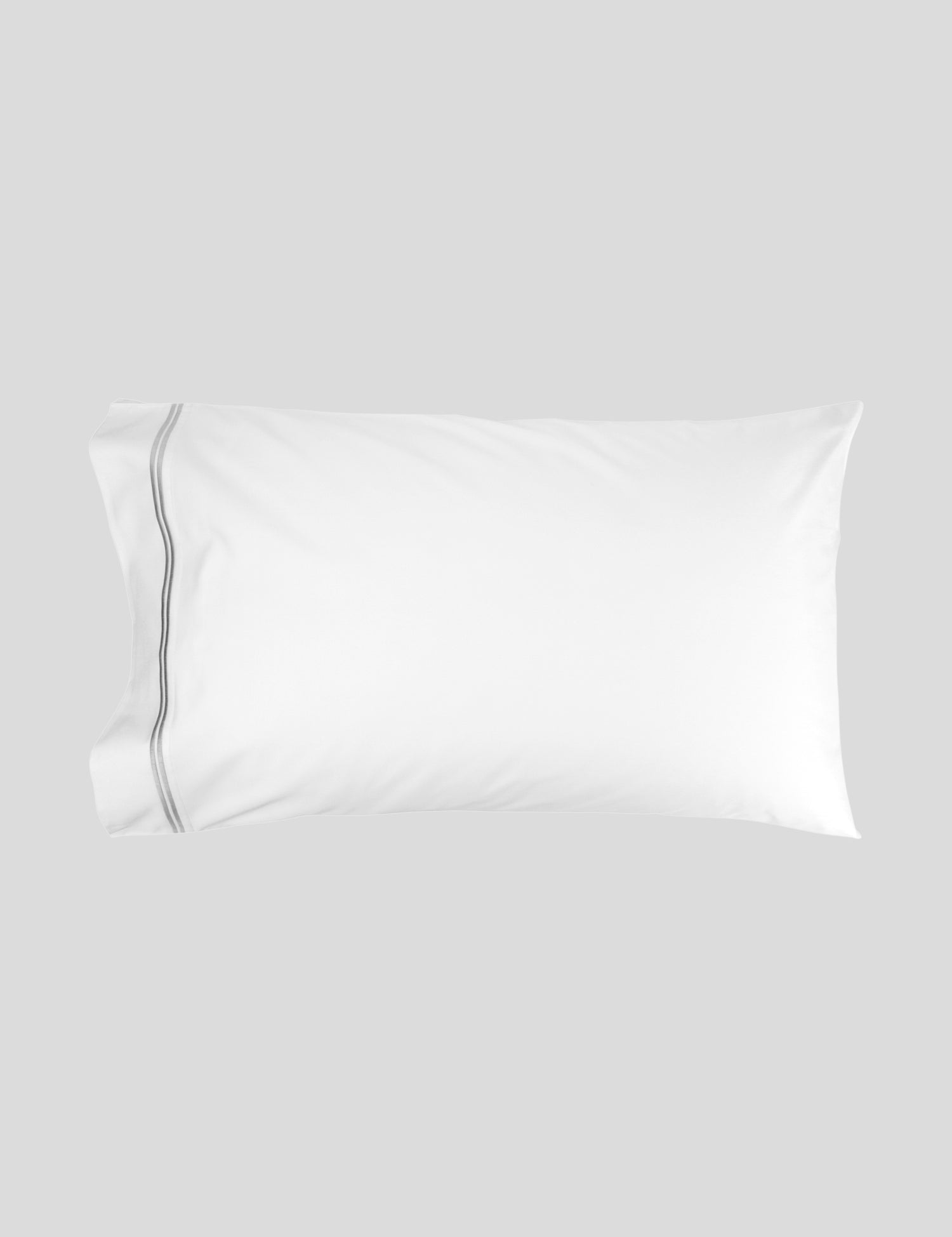 Monarch Lodge Pillowcase Set | Grey White-1