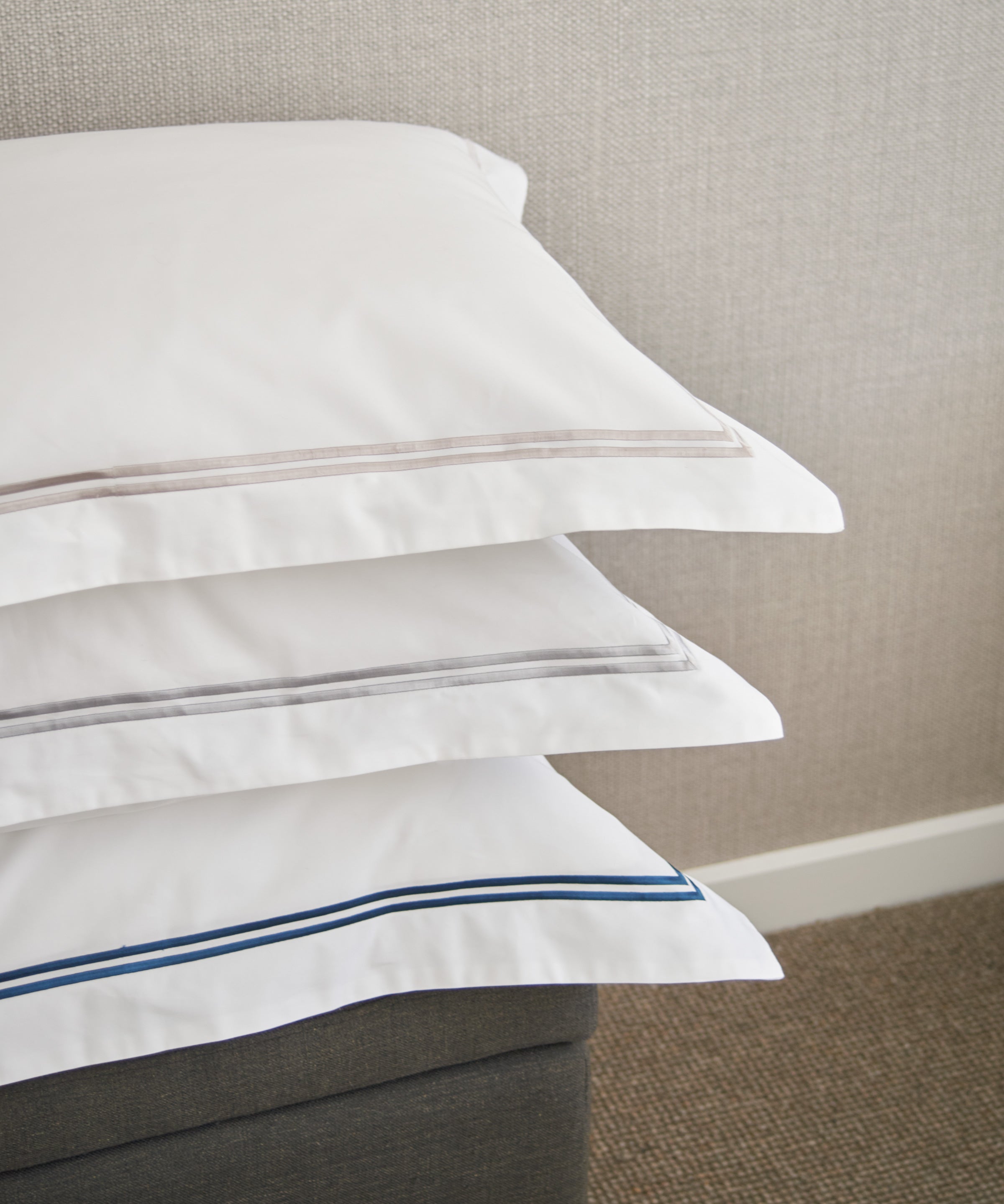 Monarch Oxford Pillowcase Set | Grey White-3