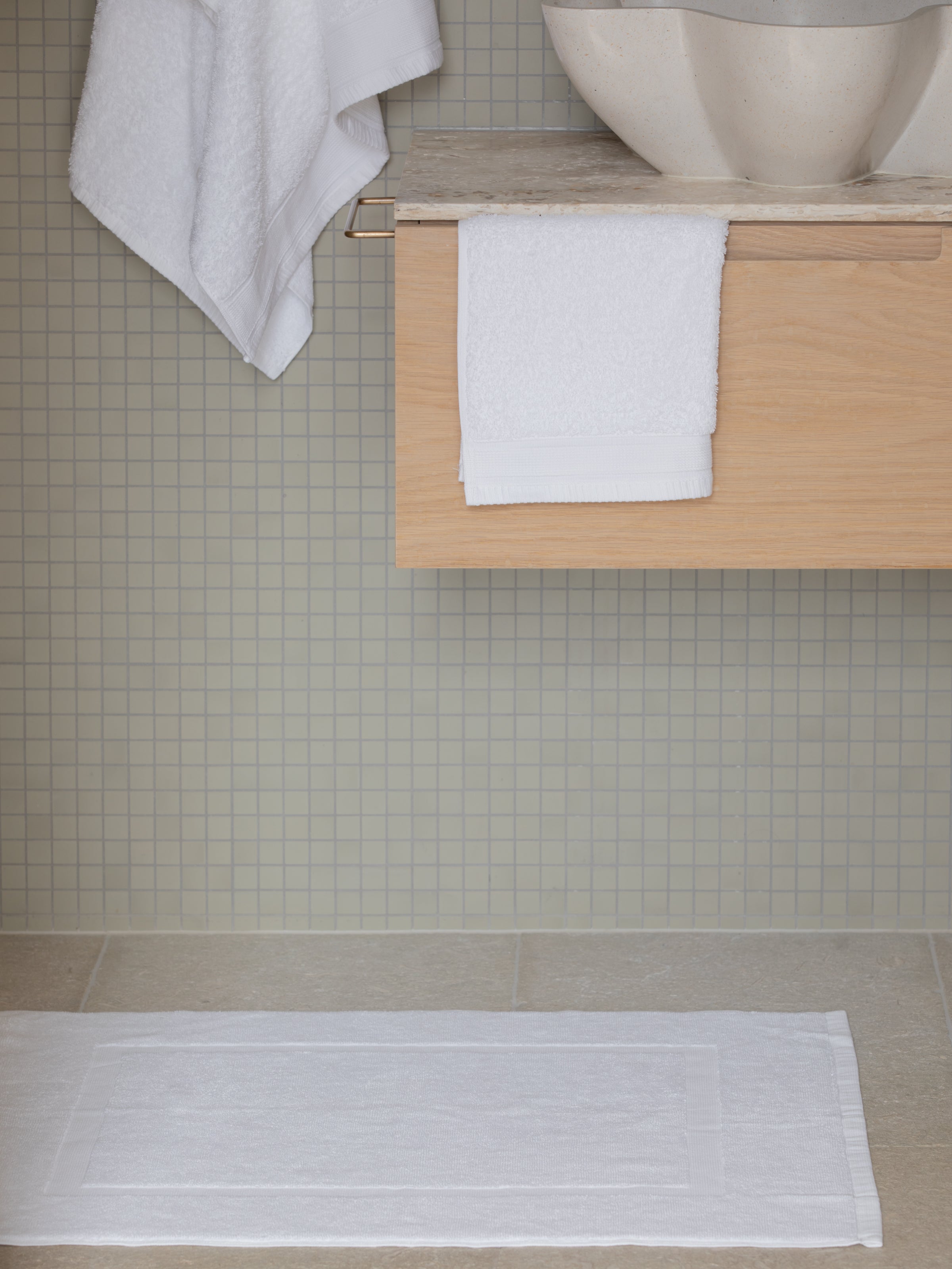 Oasis Bath Mat | White-4