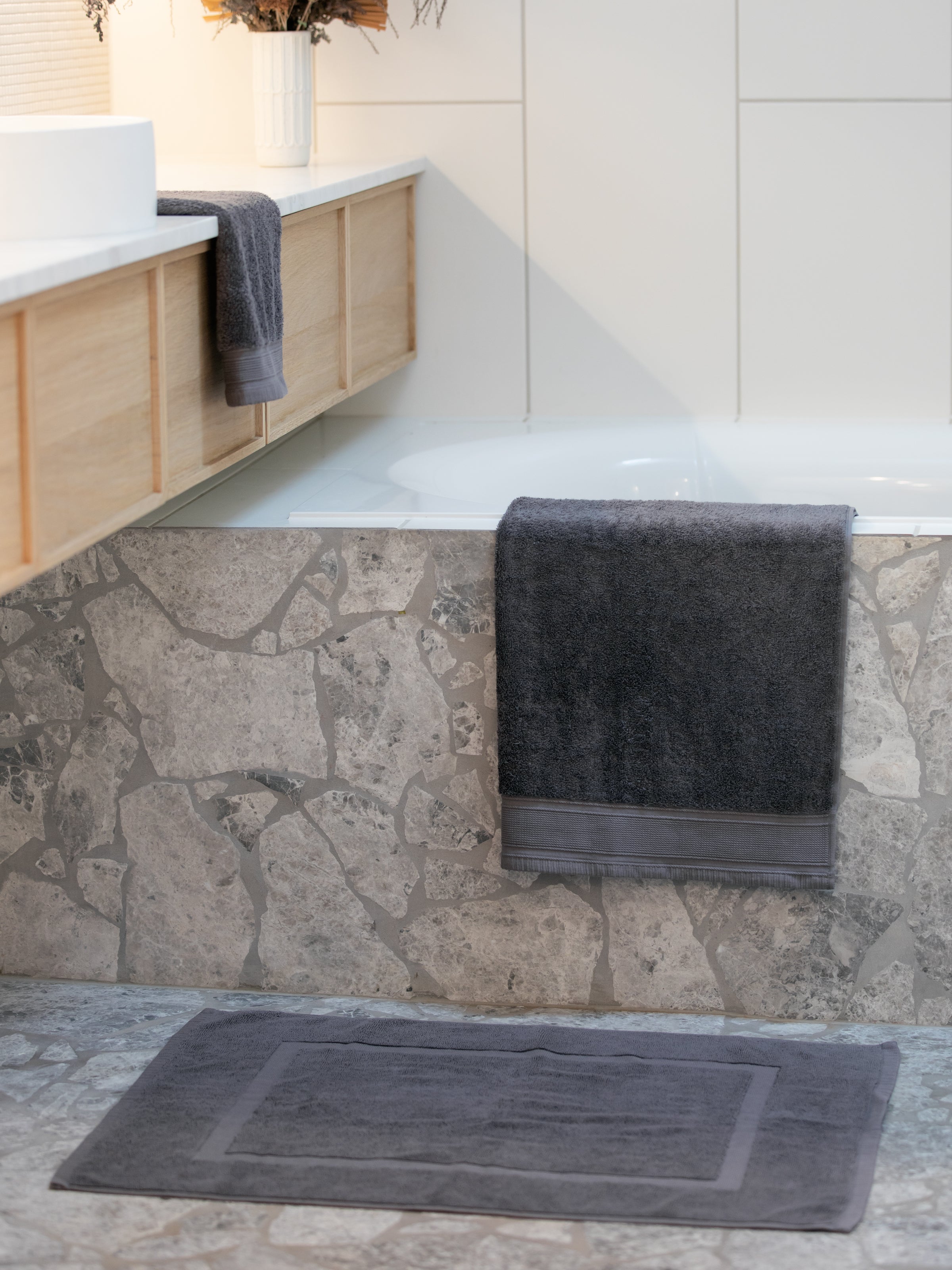 Oasis Bath Sheet | Charcoal-4