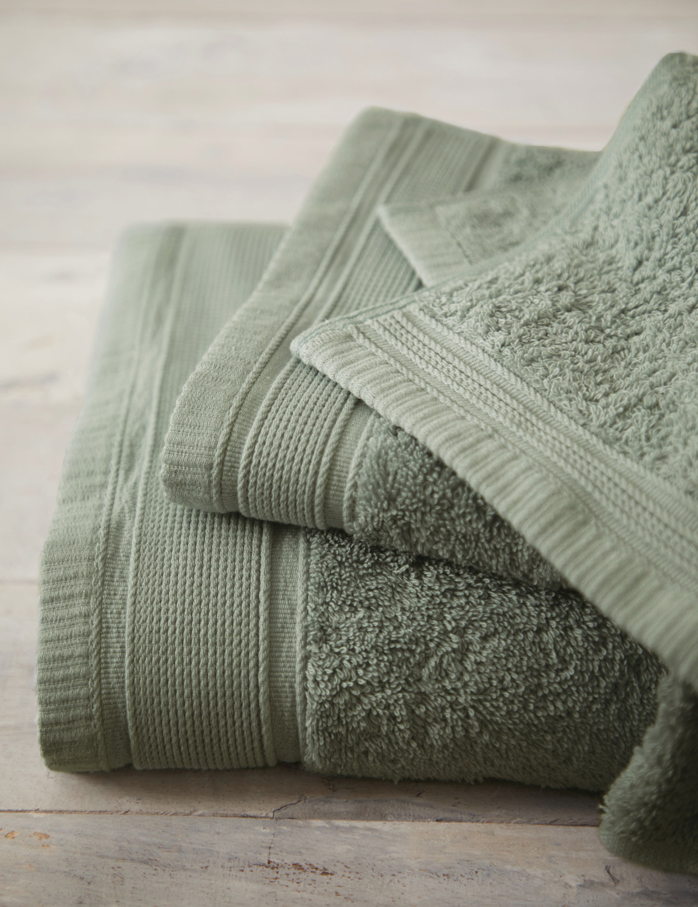 Oasis Bath Towel | Fern-3