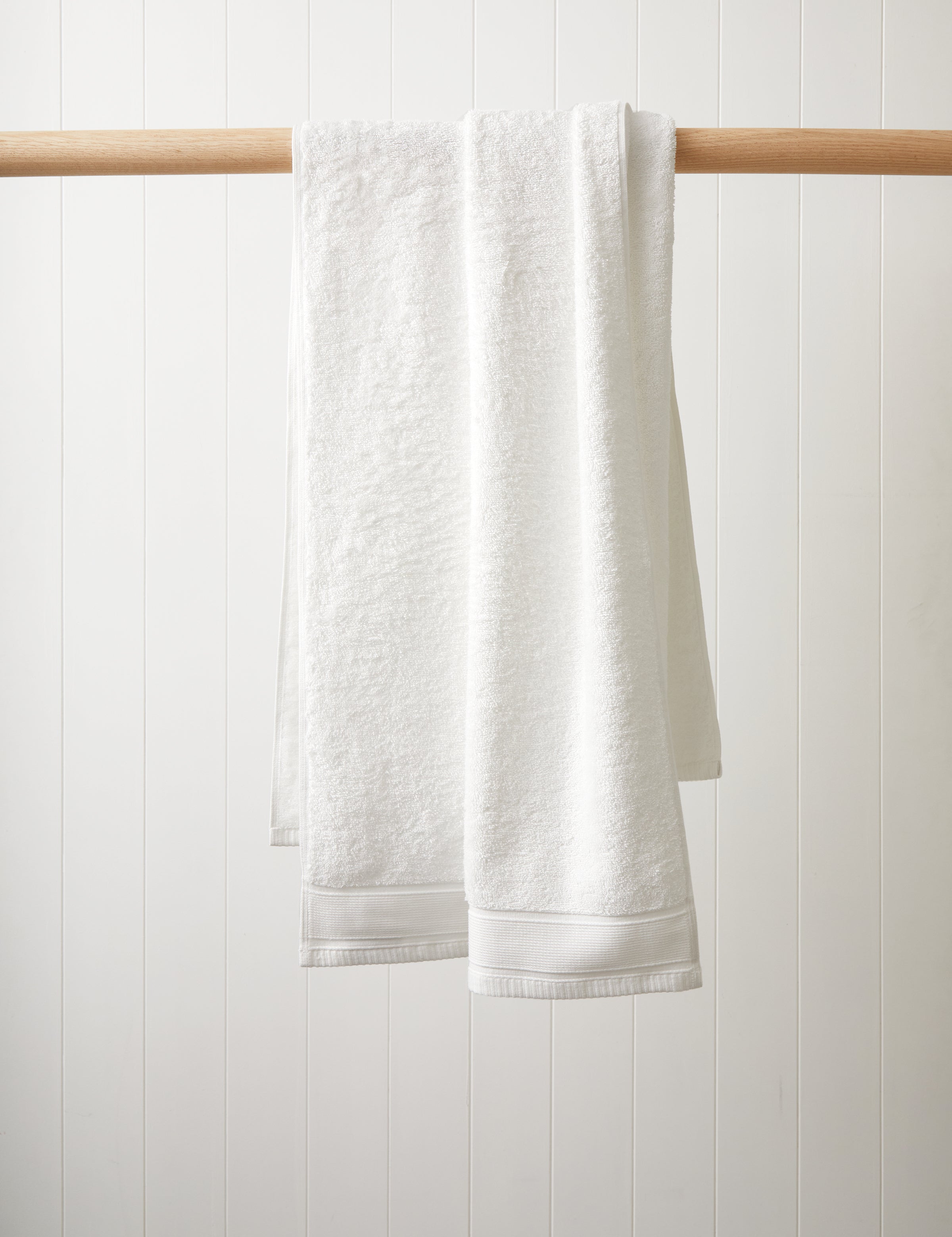 Oasis Bath Towel | White-1