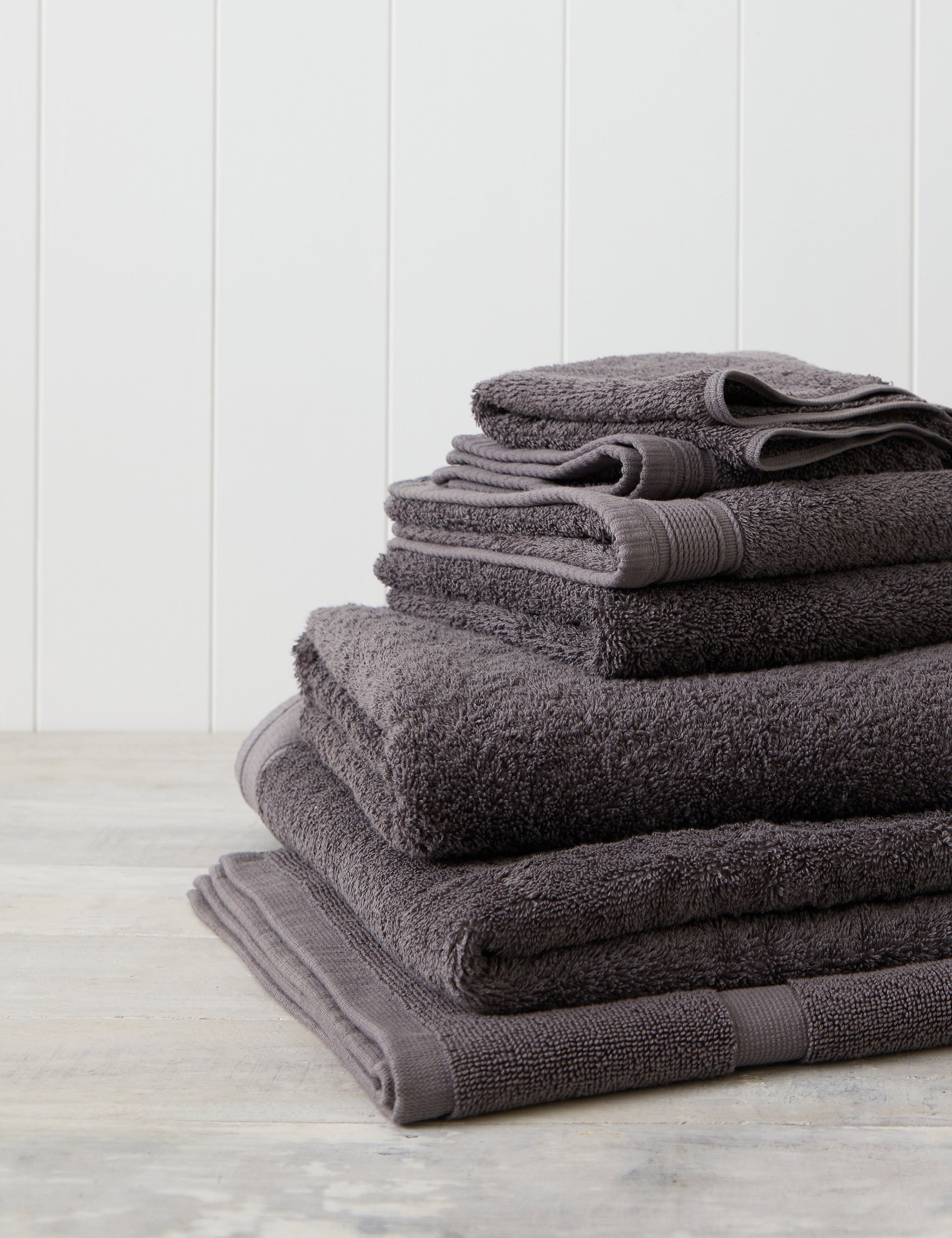 Oasis Hand Towel | Charcoal-2