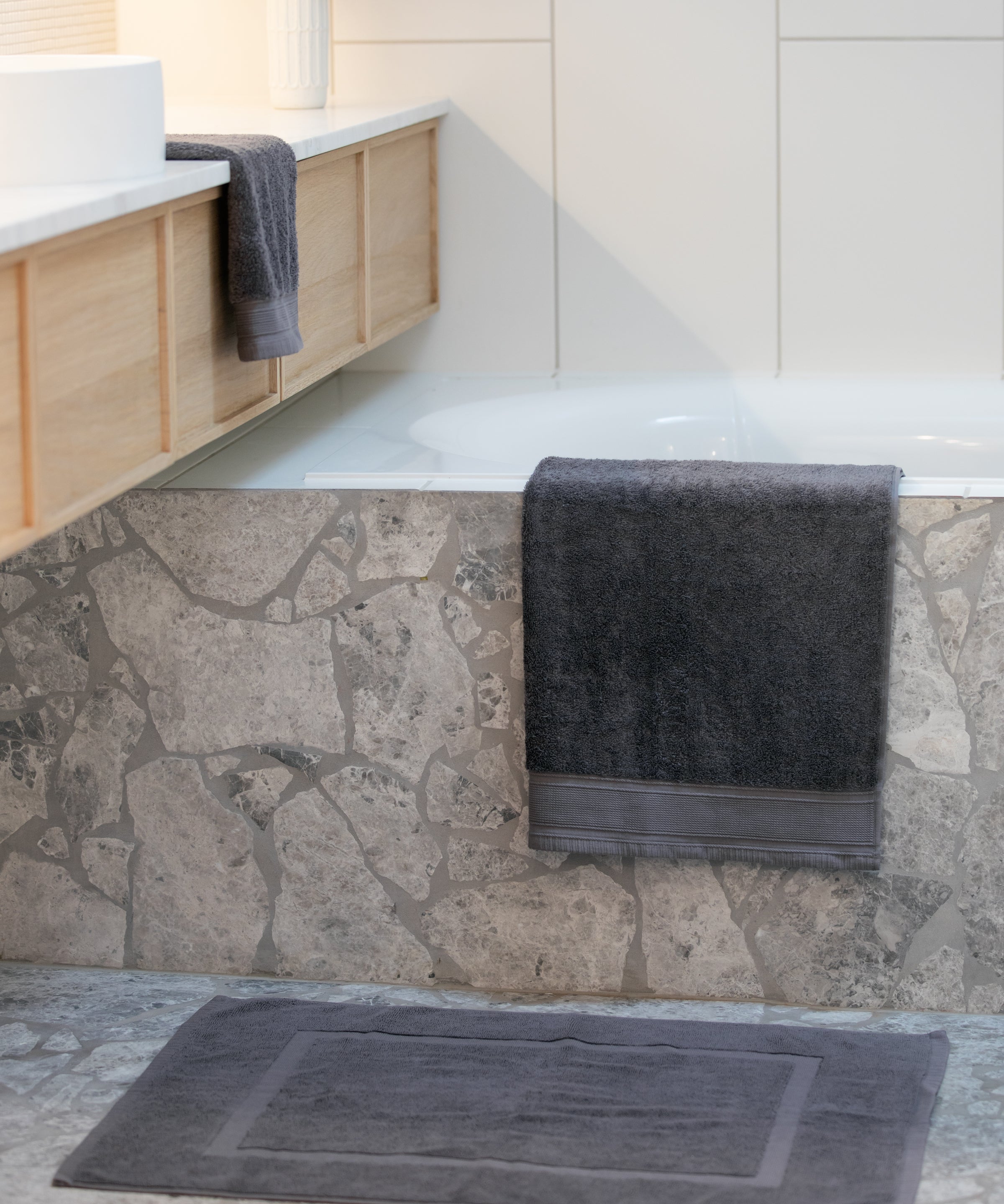 Oasis Hand Towel | Charcoal-4