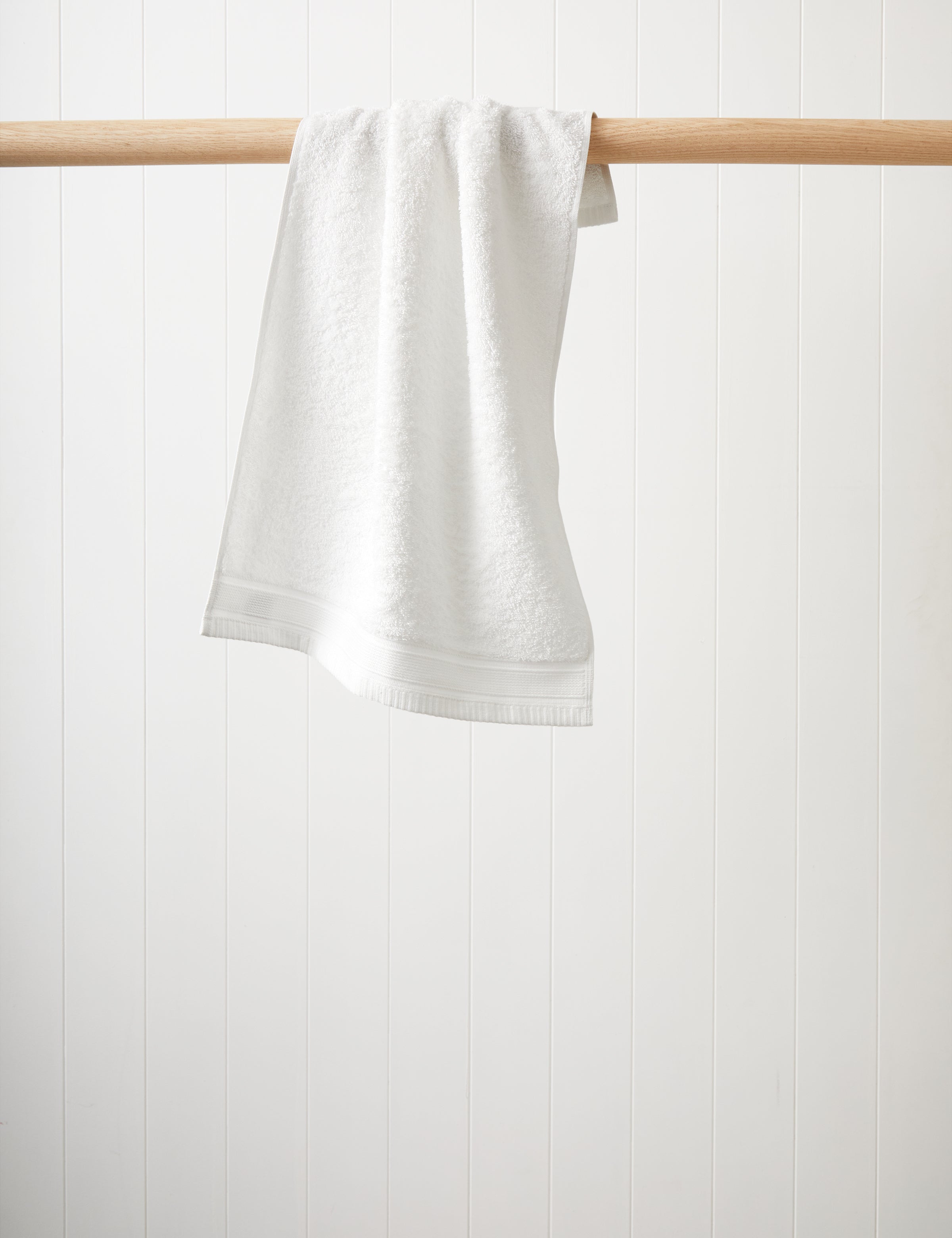Oasis Hand Towel | White-1