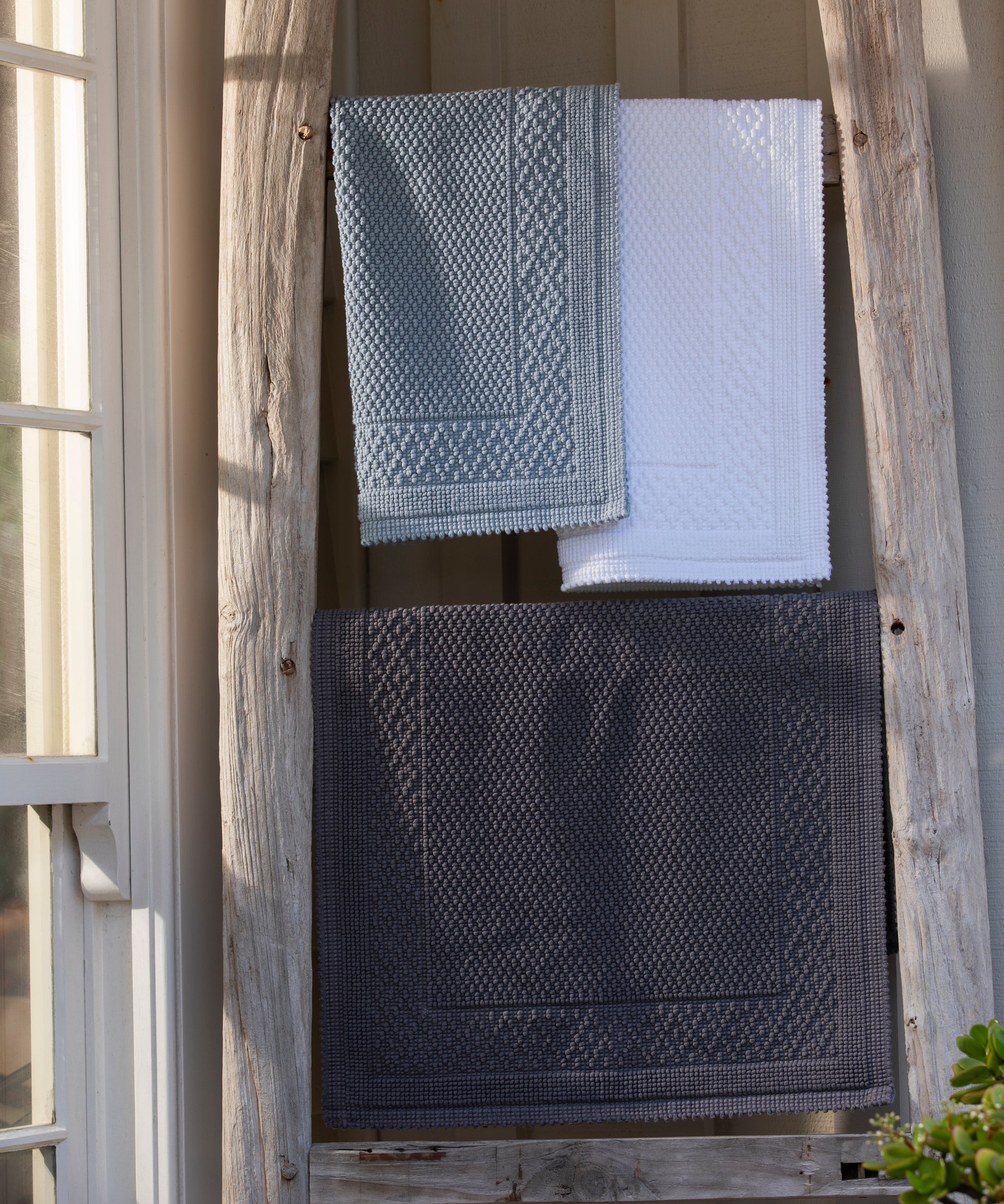 Porto Bath Mat | White-2