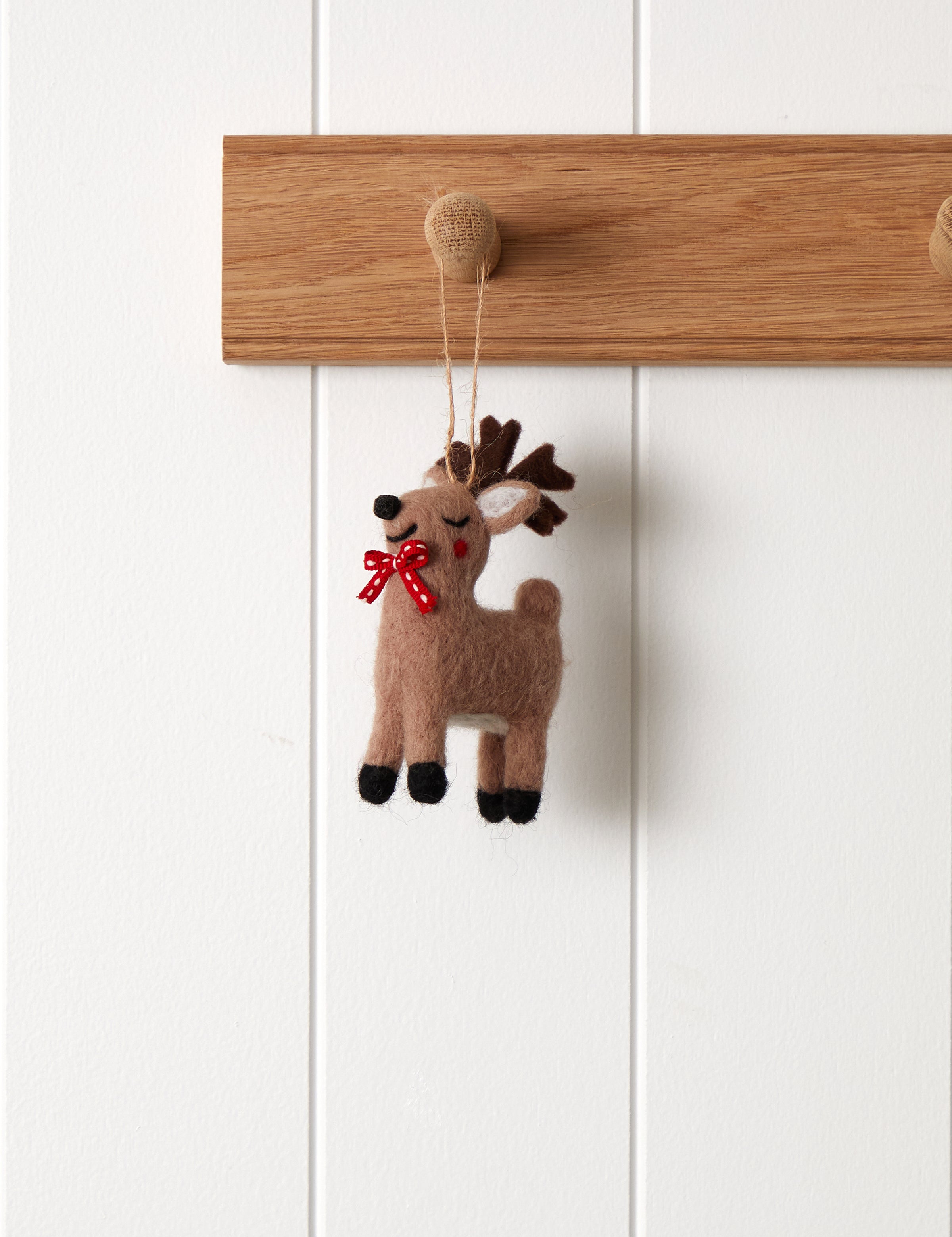 Reindeer Wool Decoration | Brown-1