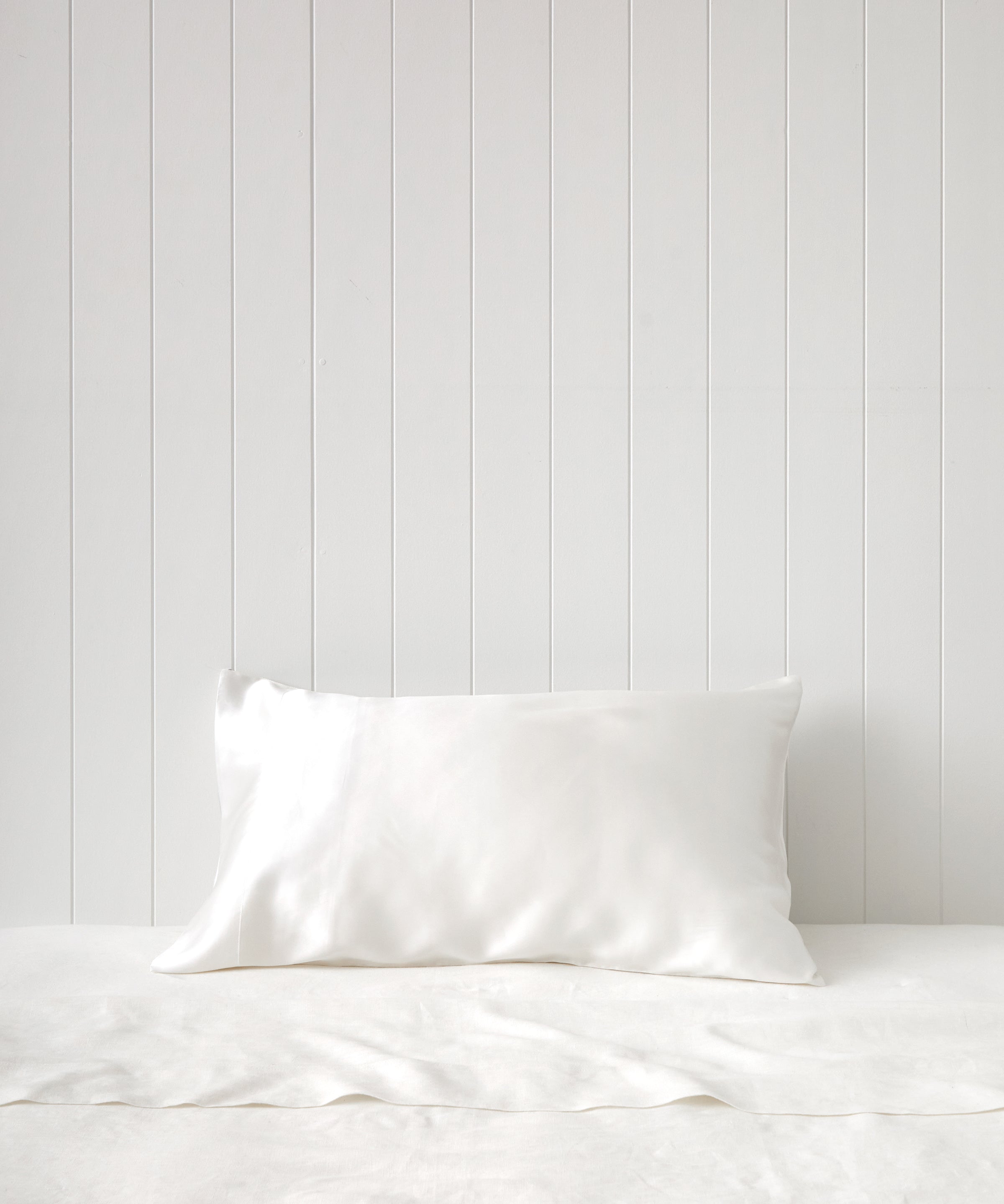 Silk Boxed Standard Pillowcase | White-1