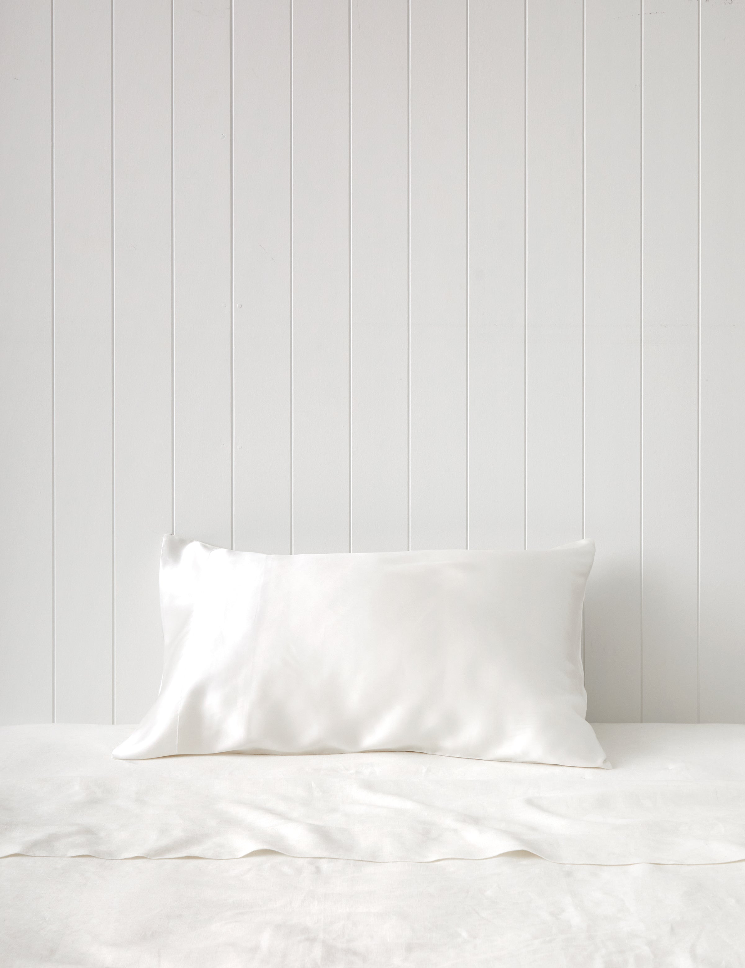 Silk Boxed Standard Pillowcase | White-1