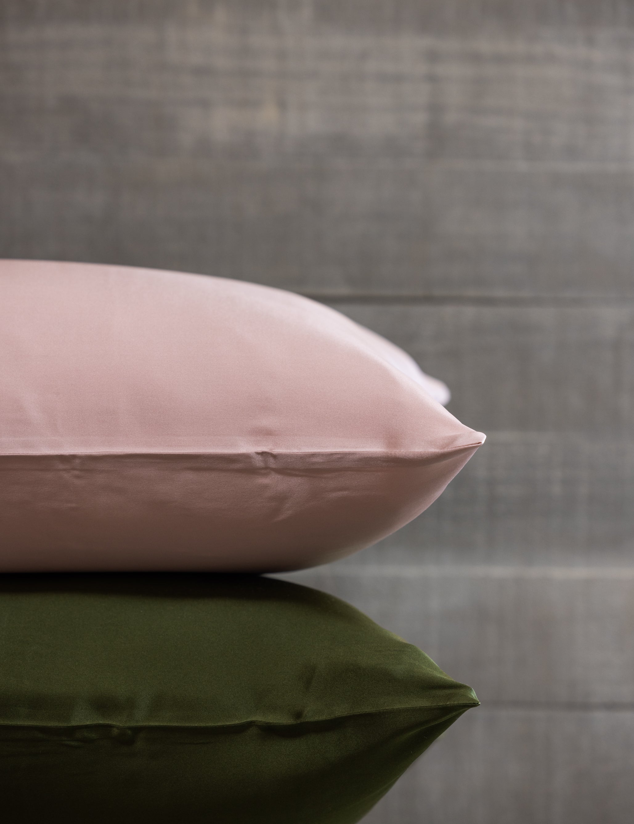 Silk Pillowcase & Eye Mask Gift Box Set | Olive-5